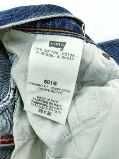 Vintage Levi's 501 Faded Blue Distressed Jeans 34x29