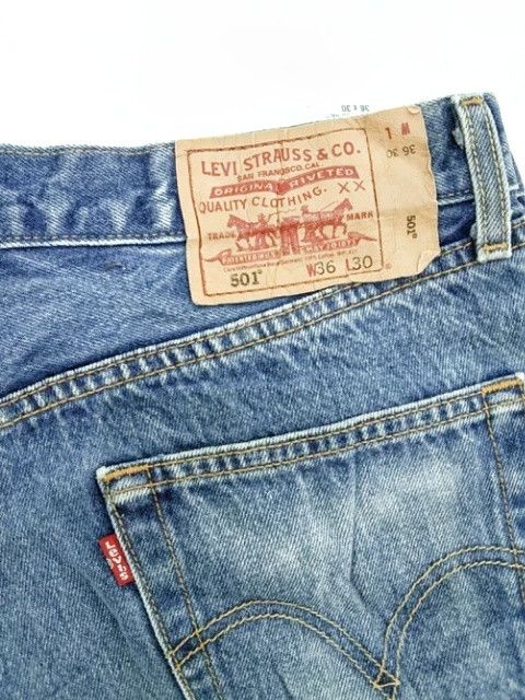Vintage Levi's 501 Faded Blue Distressed Jeans 34x29