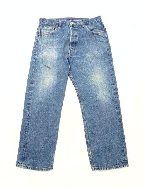 Vintage Levi's 501 Faded Blue Distressed Jeans 34x29