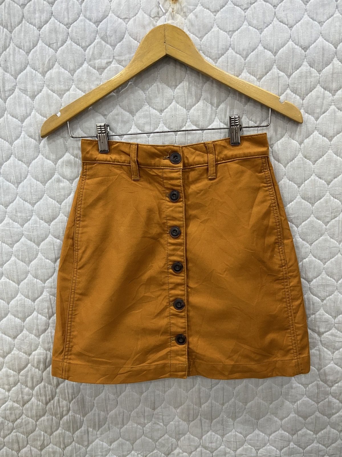 (Zzz). UNIQLO HYPEBEAST SKIRTS