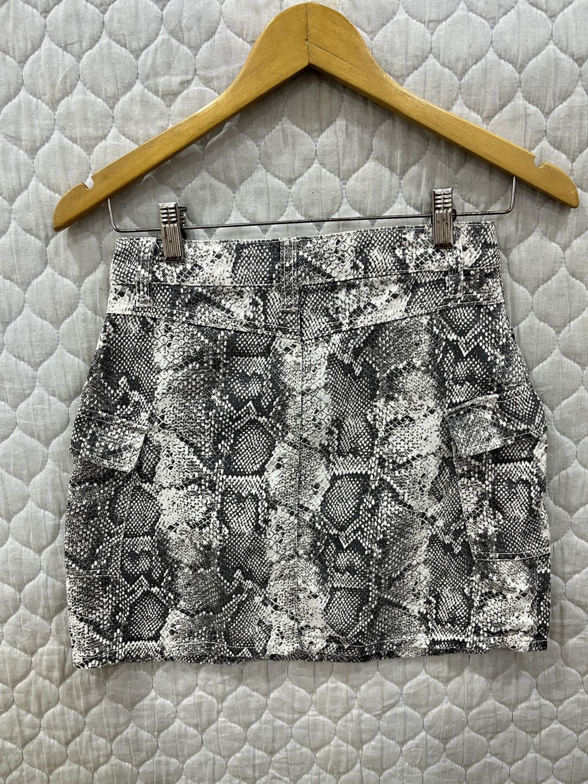 Japanese Brand (Zzz). SUREVE HYPEBEAST SKIRTS Size 26" / US 2 / IT 38 - 4 Thumbnail