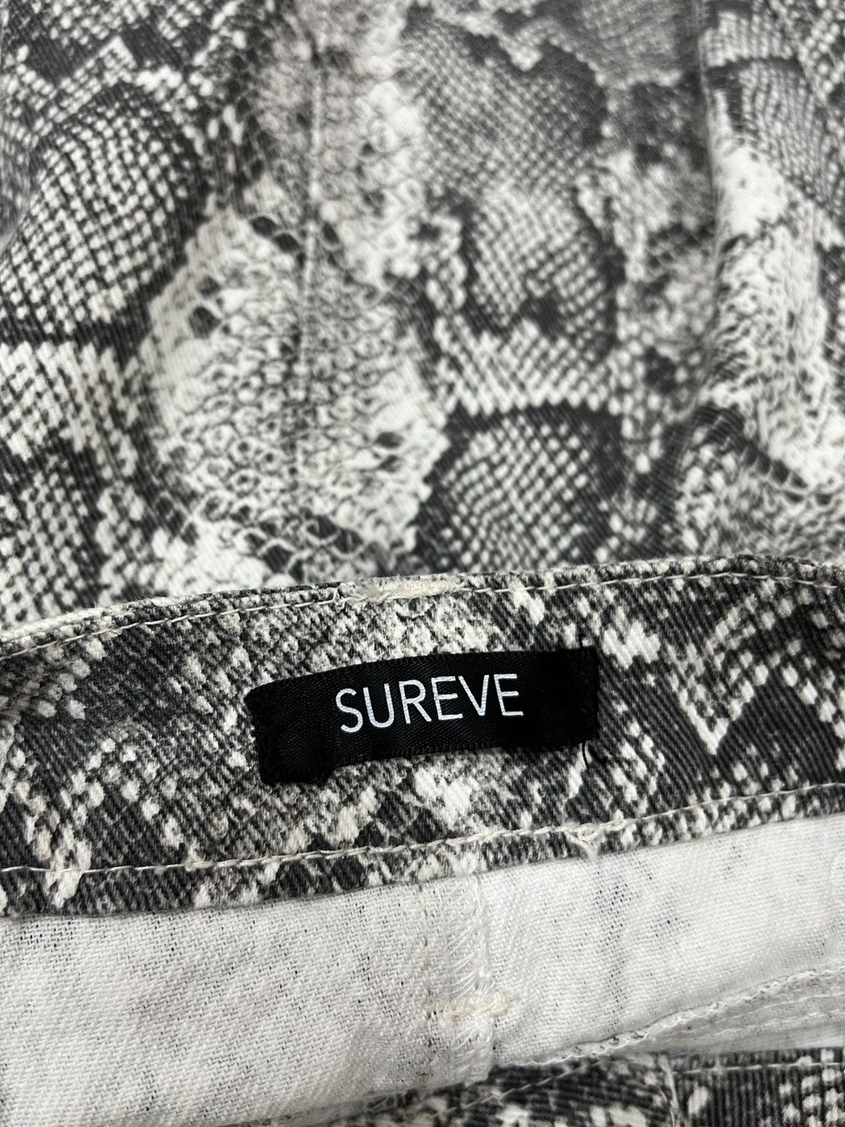 Japanese Brand (Zzz). SUREVE HYPEBEAST SKIRTS Size 26" / US 2 / IT 38 - 7 Thumbnail