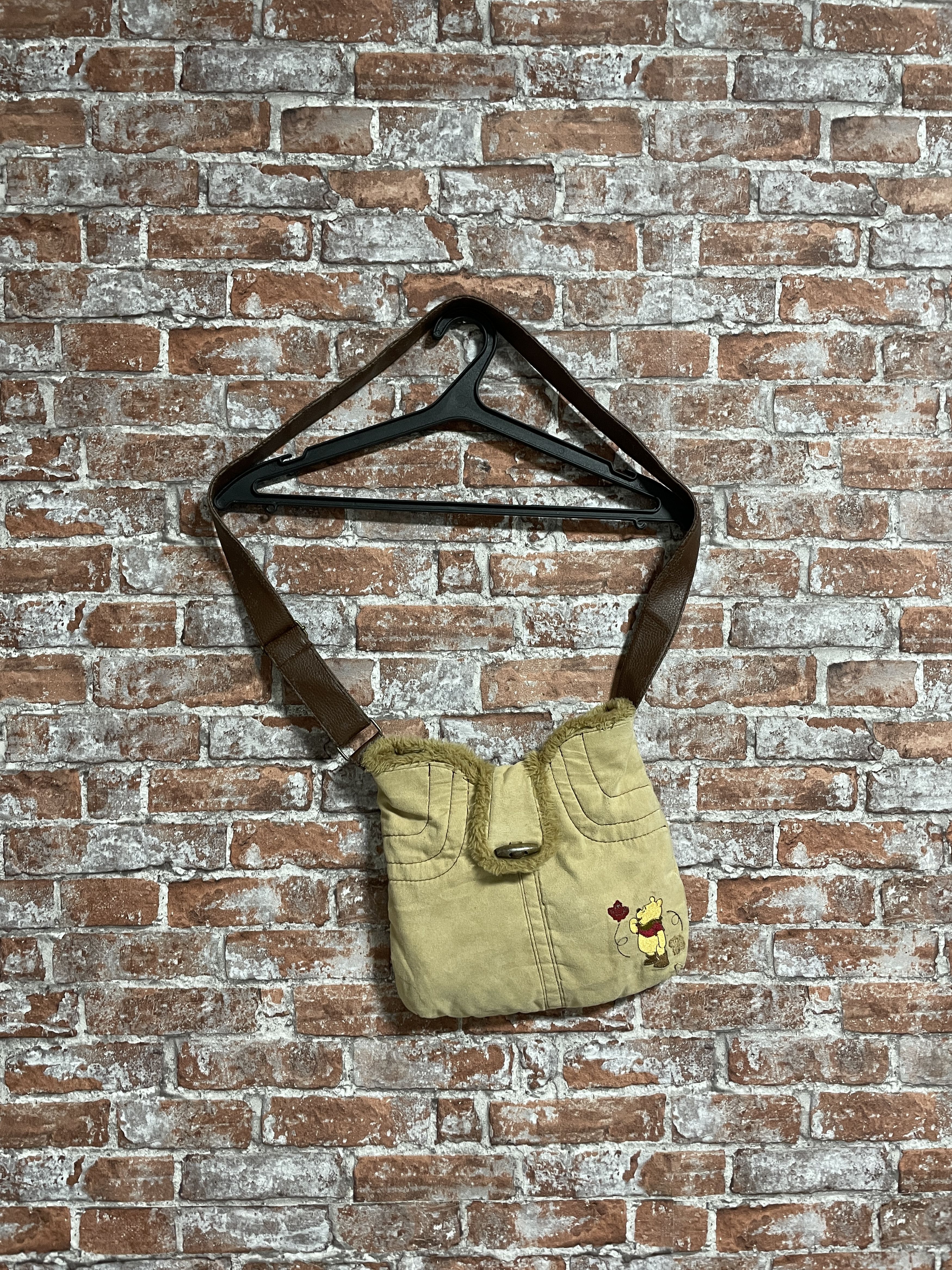 Cartoon Network × Vintage Winnie The Pooh Vintage shoulder bag Size ONE SIZE - 1 Thumbnail