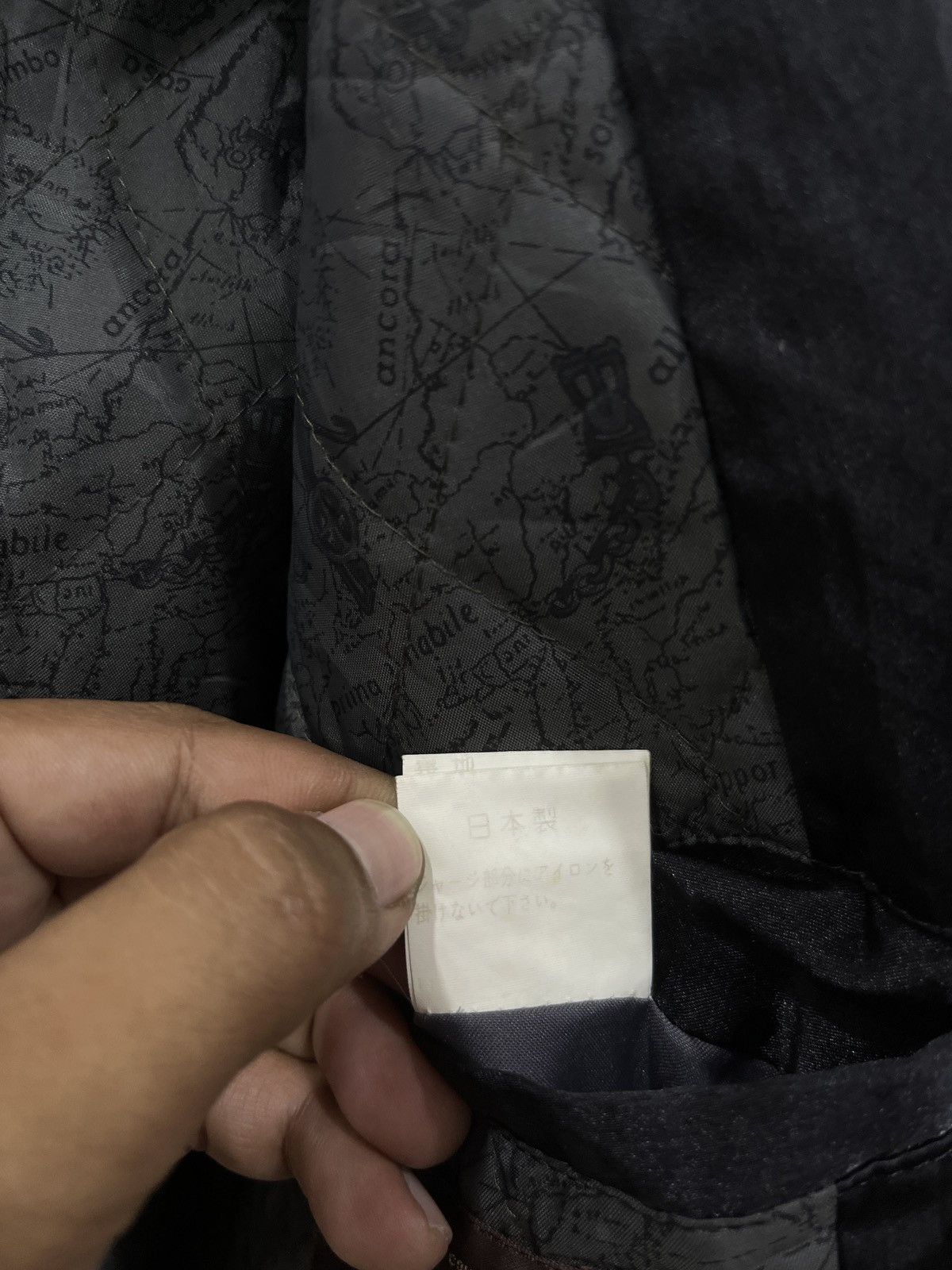 Japanese Brand (Zzz). DEVILLS UOMO BOMBER JACKET Size US M / EU 48-50 / 2 - 11 Thumbnail