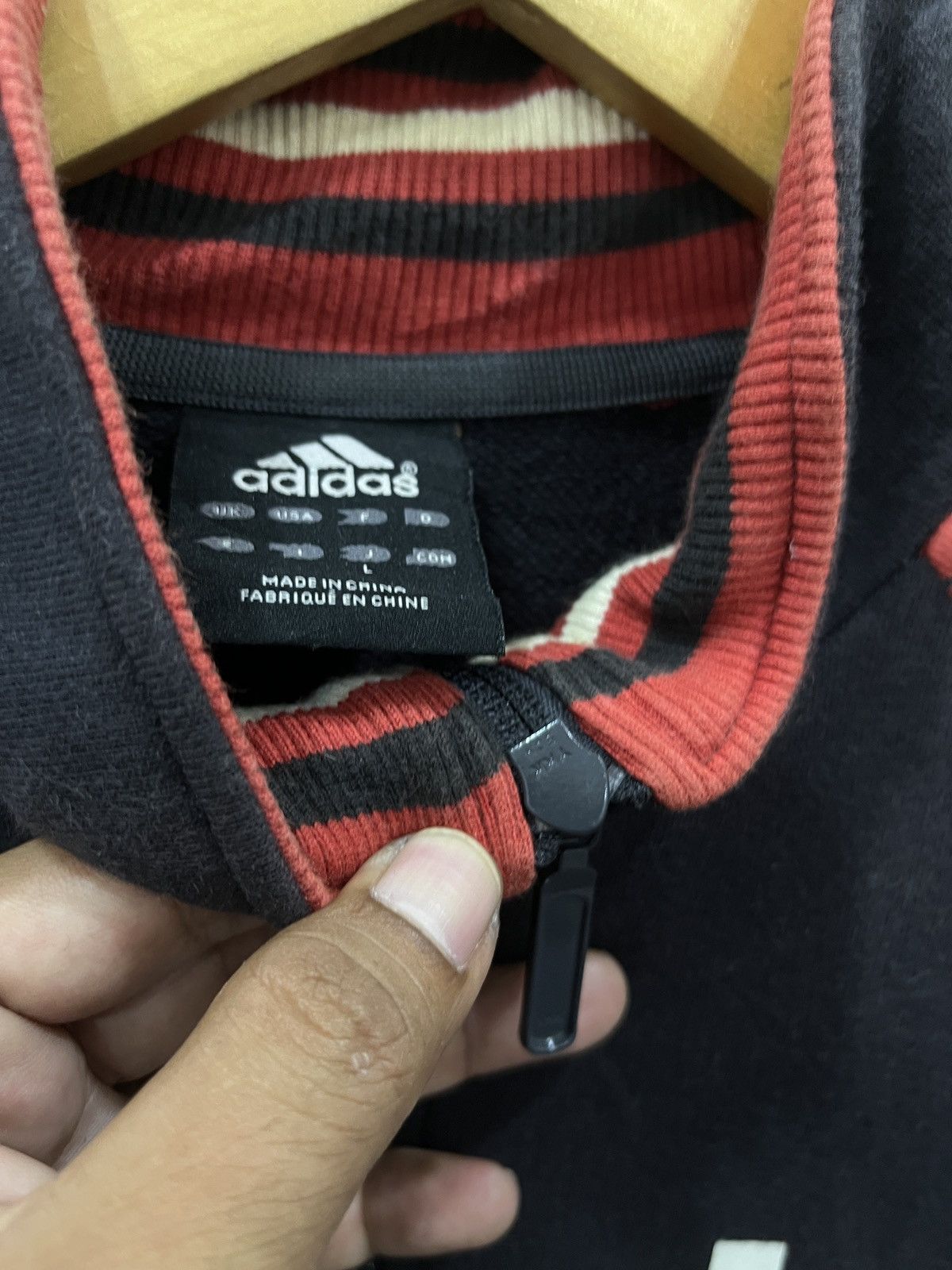 Adidas (Zzz). VINTAGE ADIDAS SWEATER Size US S / EU 44-46 / 1 - 6 Thumbnail