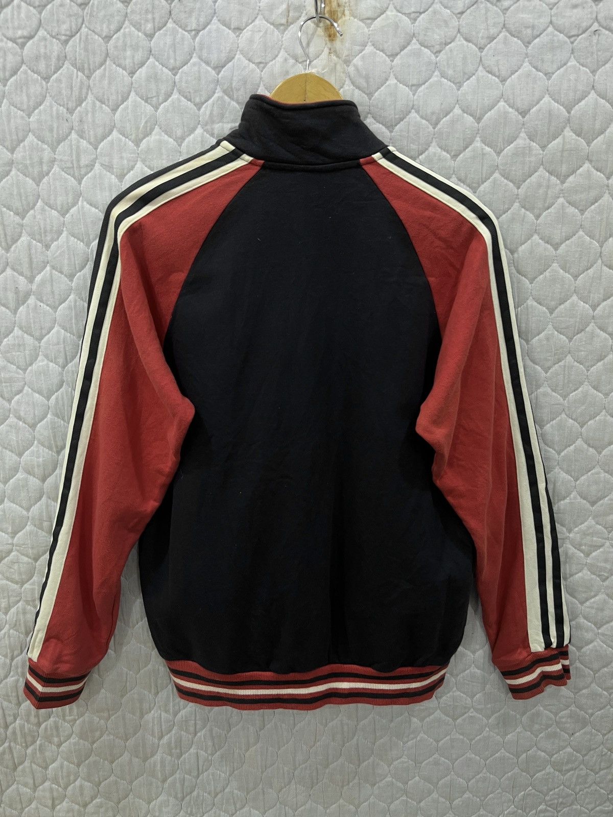 Adidas (Zzz). VINTAGE ADIDAS SWEATER Size US S / EU 44-46 / 1 - 8 Thumbnail