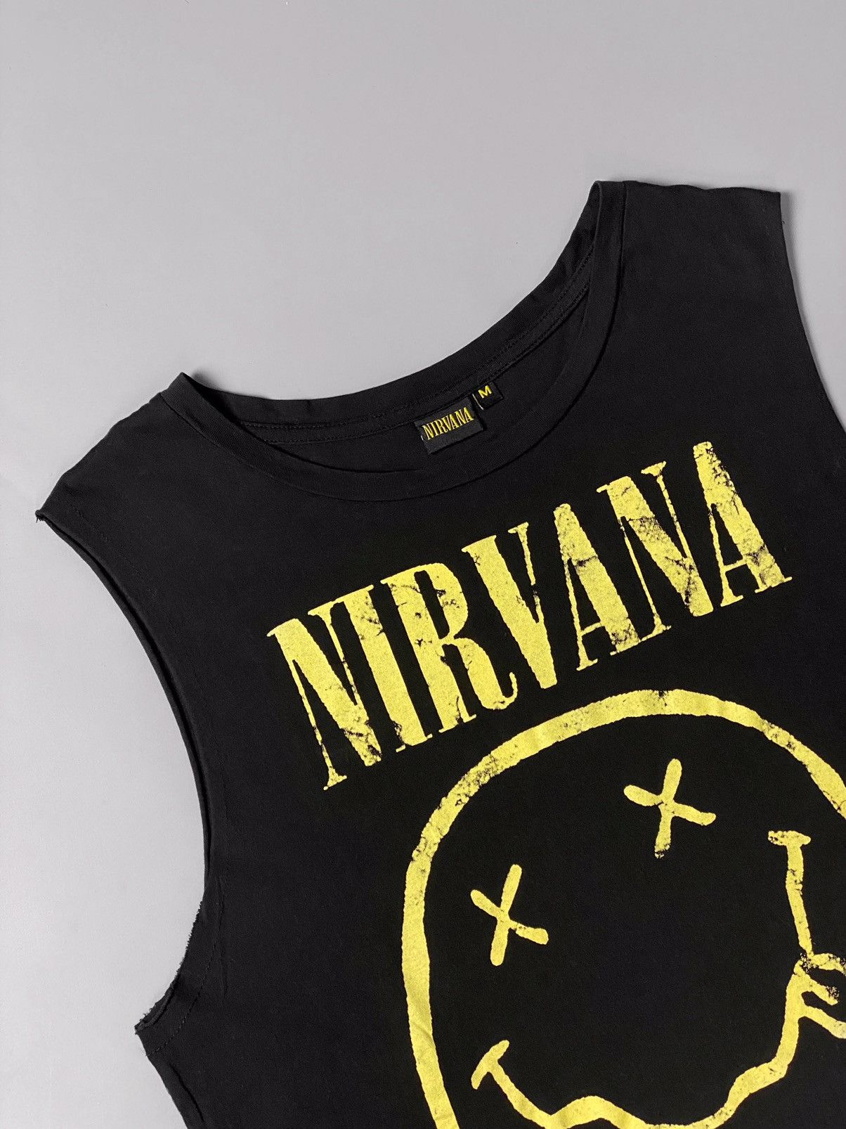 Band Tees Vintage Nirvana Tank Top Smile Face T-shirt Size US M / EU 48-50 / 2 - 3 Thumbnail