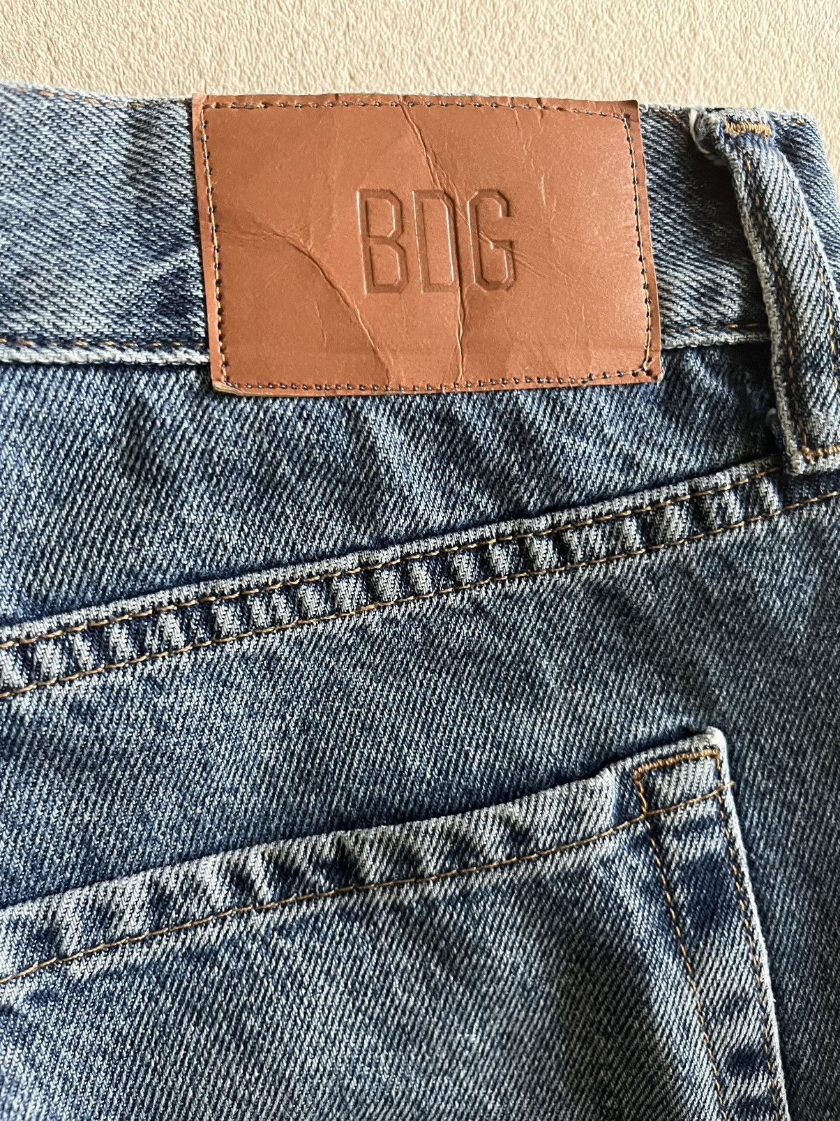 Bdg BDG Vintage Wash Denim Jeans (Blue) - 34 x 32 Size US 34 / EU 50 - 6 Thumbnail