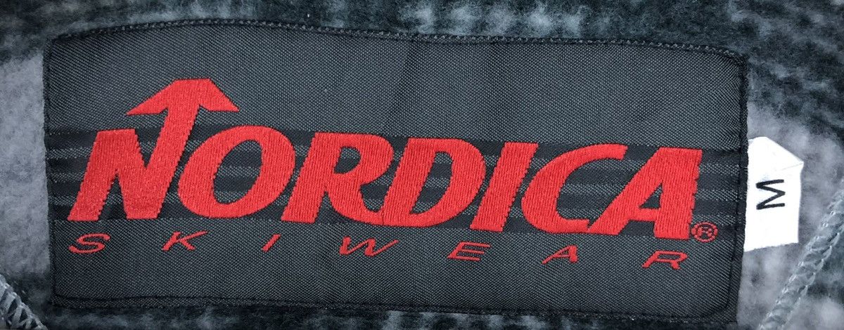 Japanese Brand Vintage Nordica Half Zipper Skiwear Jacket Size US L / EU 52-54 / 3 - 8 Thumbnail