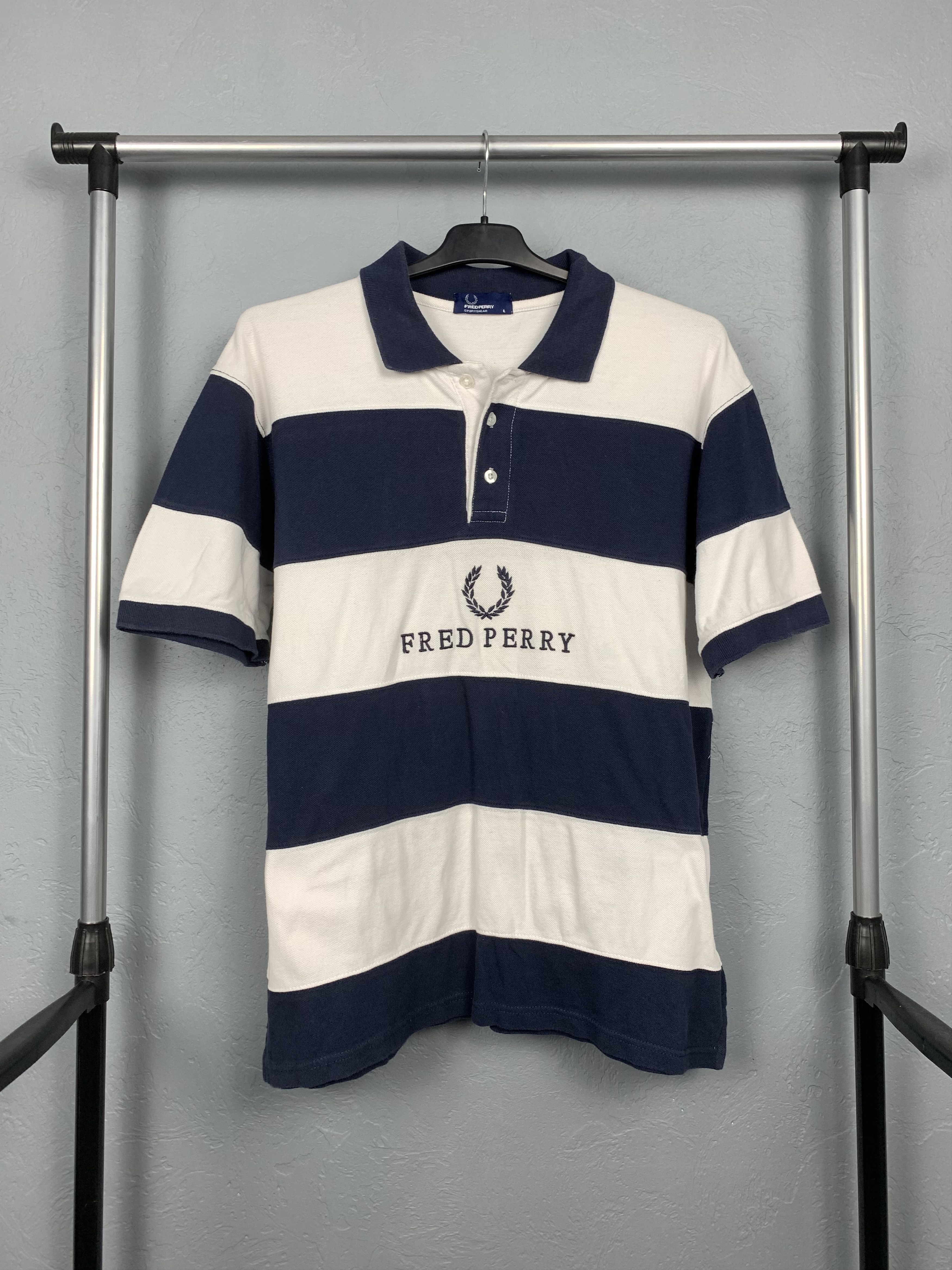 Fred Perry × Vintage Fred Perry Vintage Big Logo Mens Polo Shirt Size US L / EU 52-54 / 3 - 1 Thumbnail
