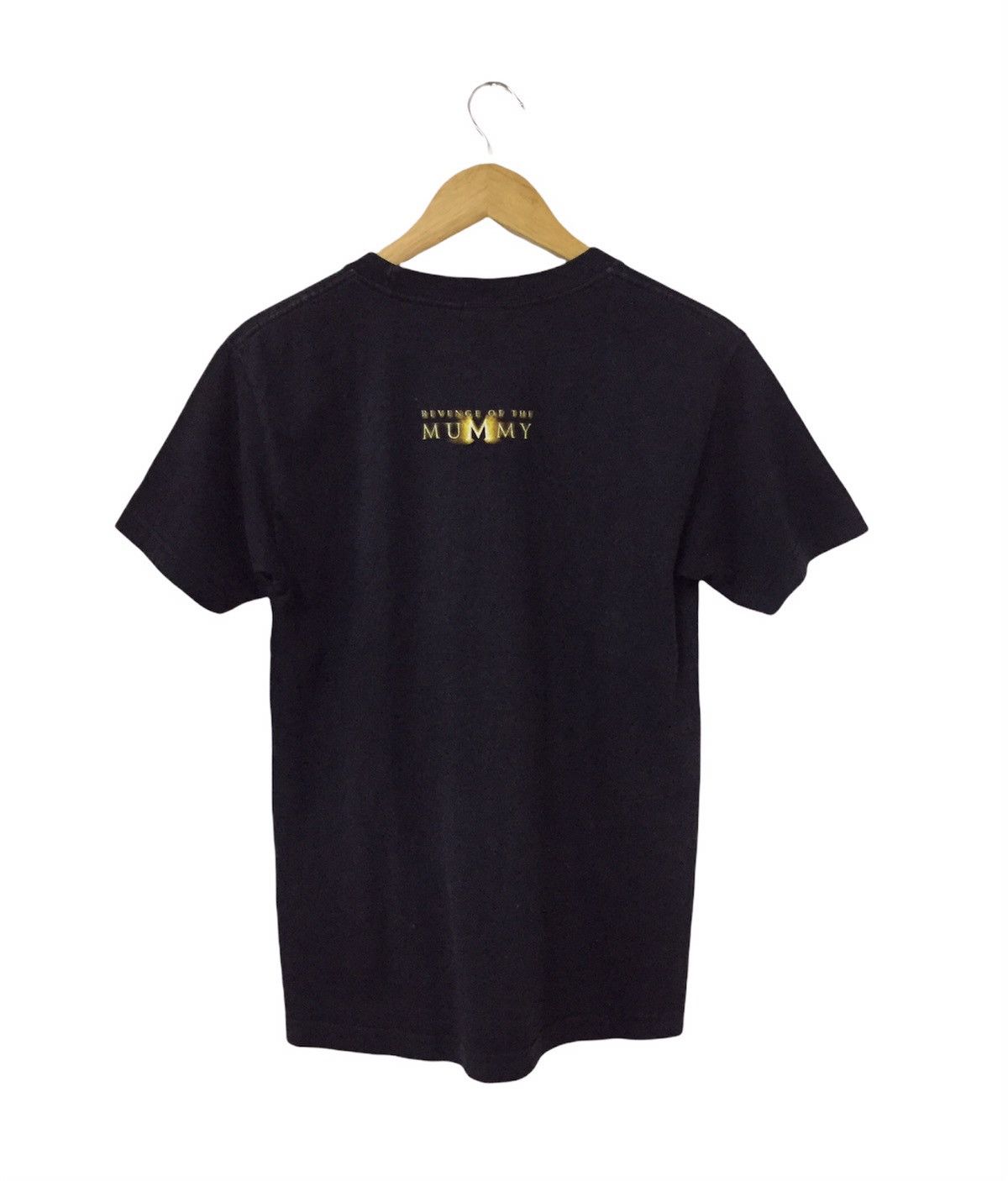Universal Studios VINTAGE 00s REVENGE OF THE MUMMY ADVENTURE MOVIE TSHIRT Size US S / EU 44-46 / 1 - 6 Thumbnail