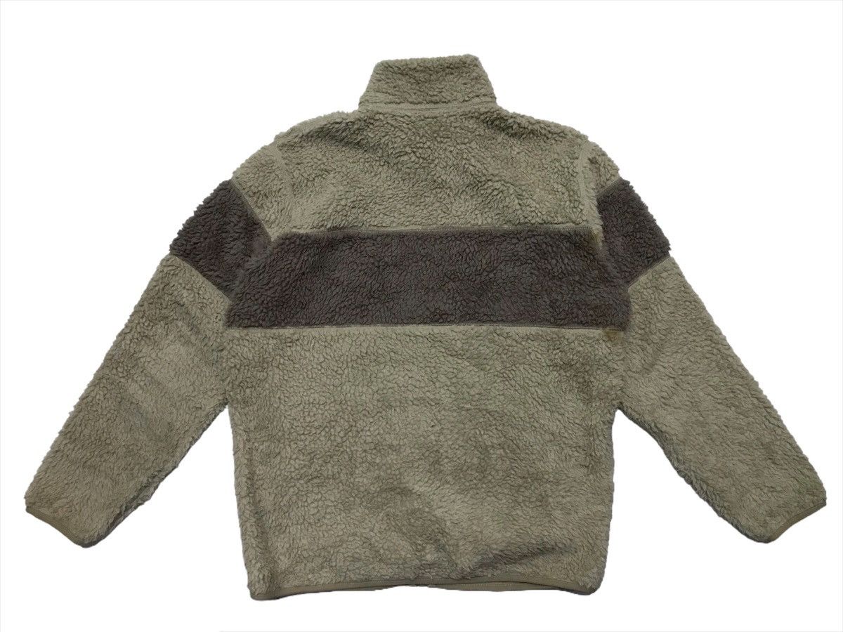 Uniqlo deep pile fleece jacket