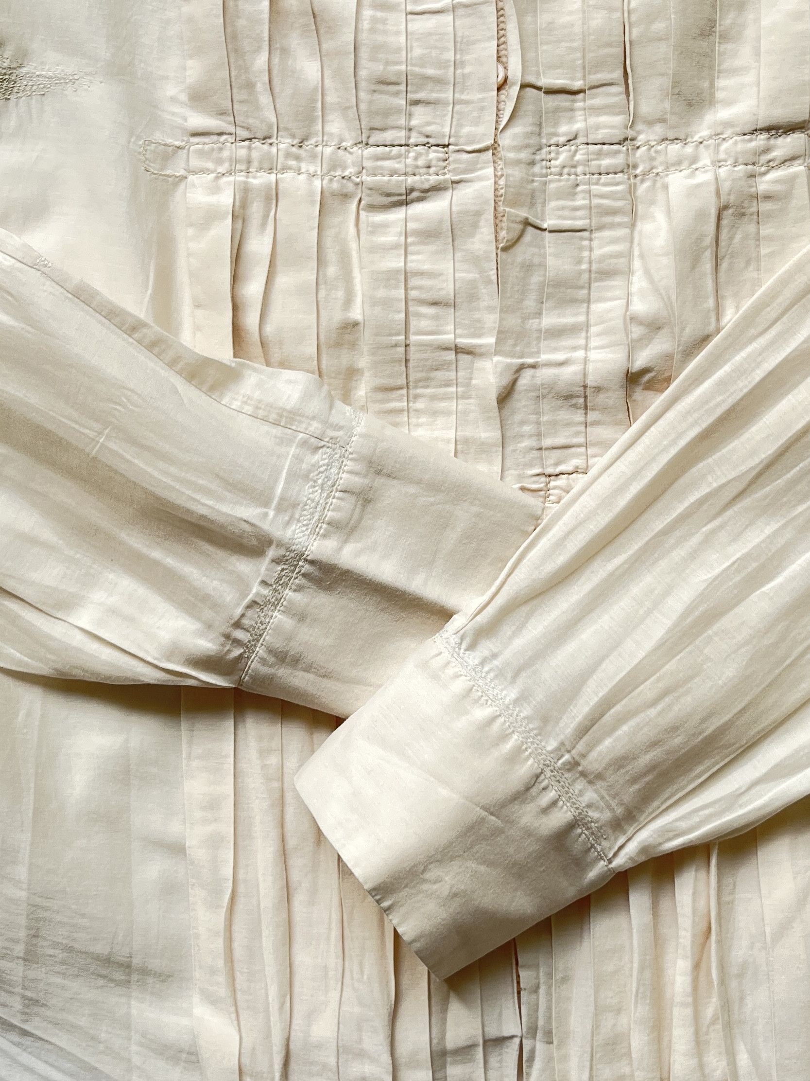 Celine ⚡️QUICK SALE⚡️Celine Pale Beige Peach Shirt Size M / US 6-8 / IT 42-44 - 3 Thumbnail