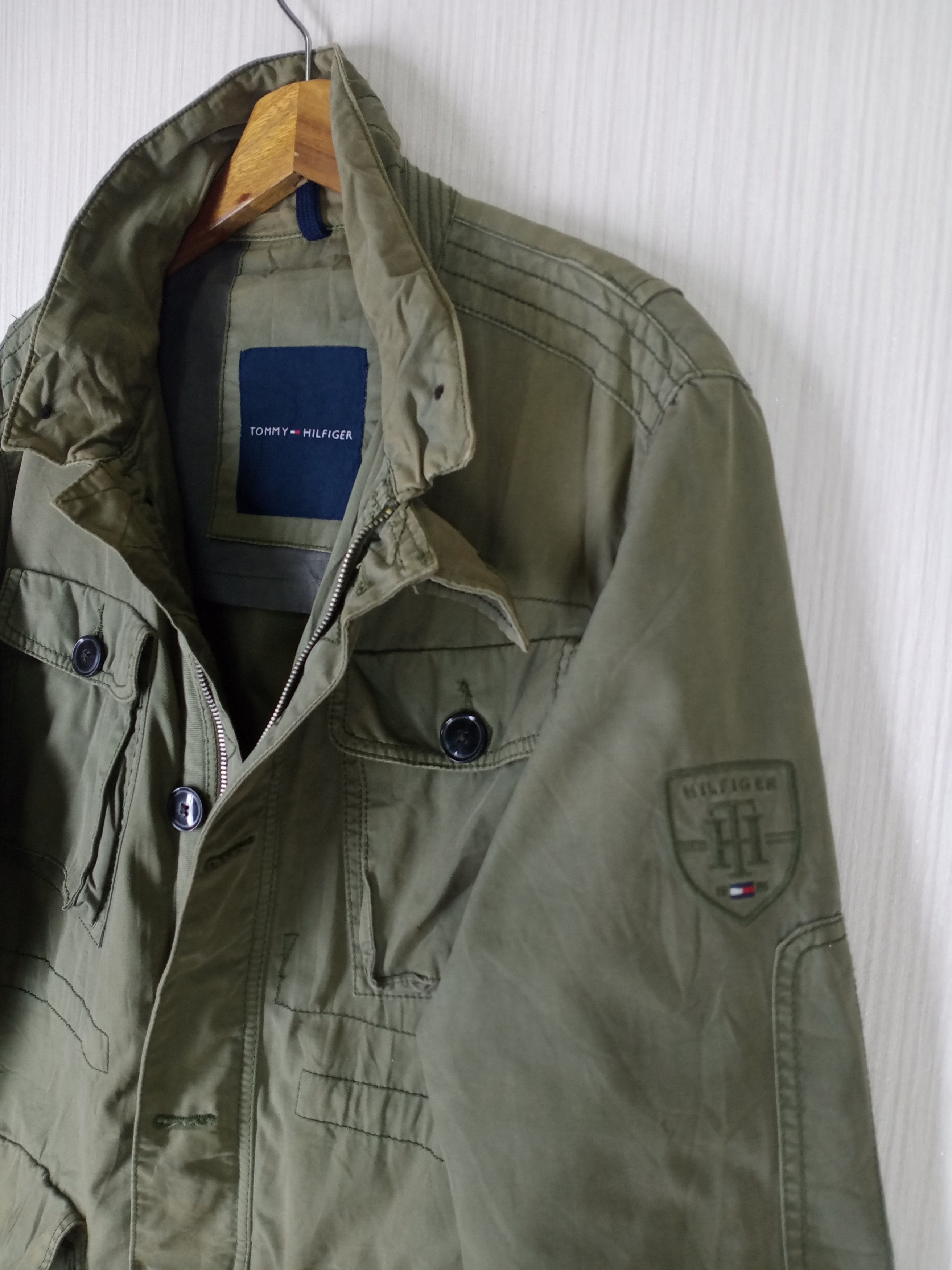 Tommy Hilfiger Vintage Tommy Hilfiger Tactical Pocket Military Jacket Size US M / EU 48-50 / 2 - 3 Thumbnail