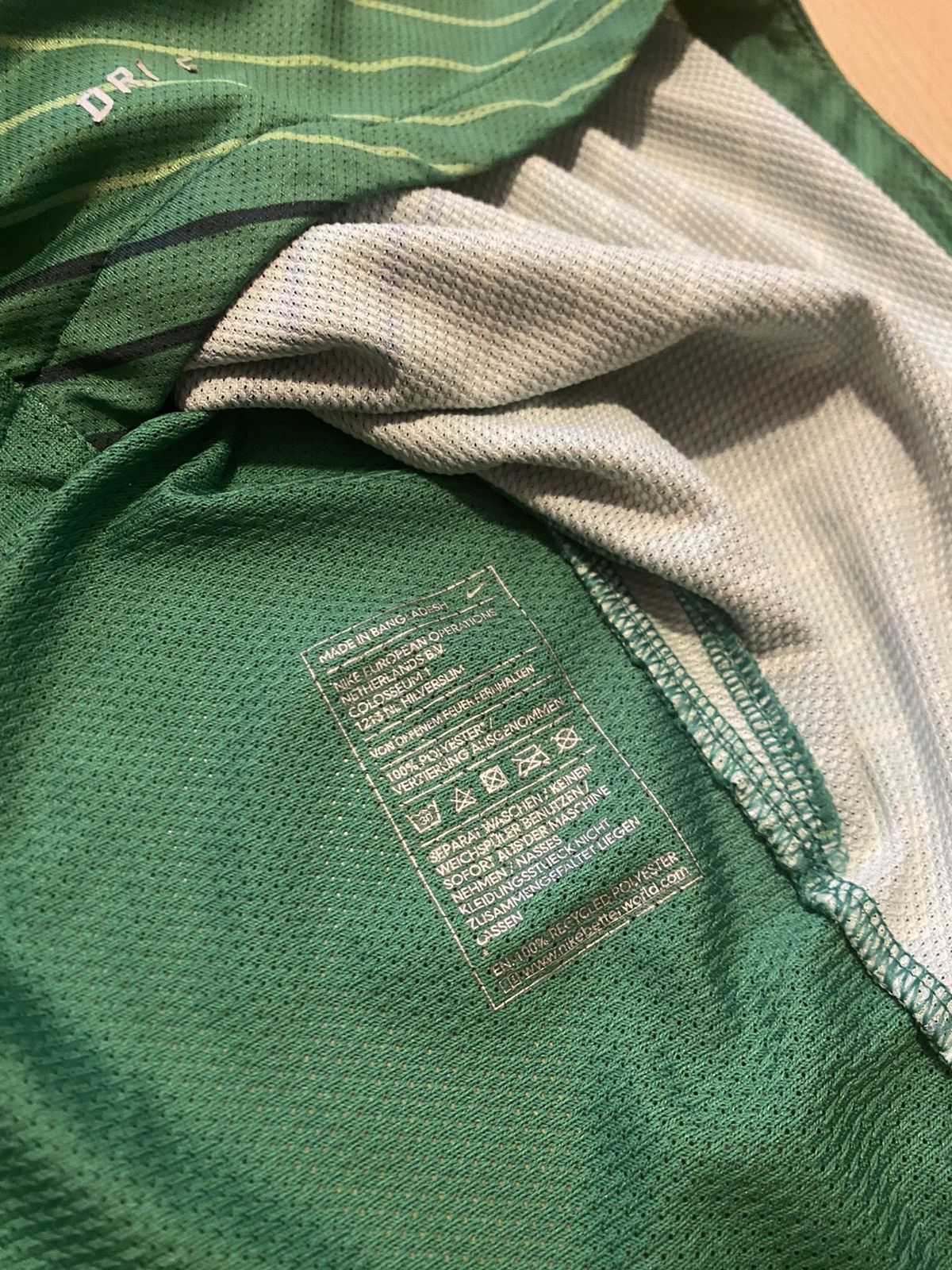 Nike Werder Bremen 2011 Nike soccer jersey Size US S / EU 44-46 / 1 - 4 Thumbnail