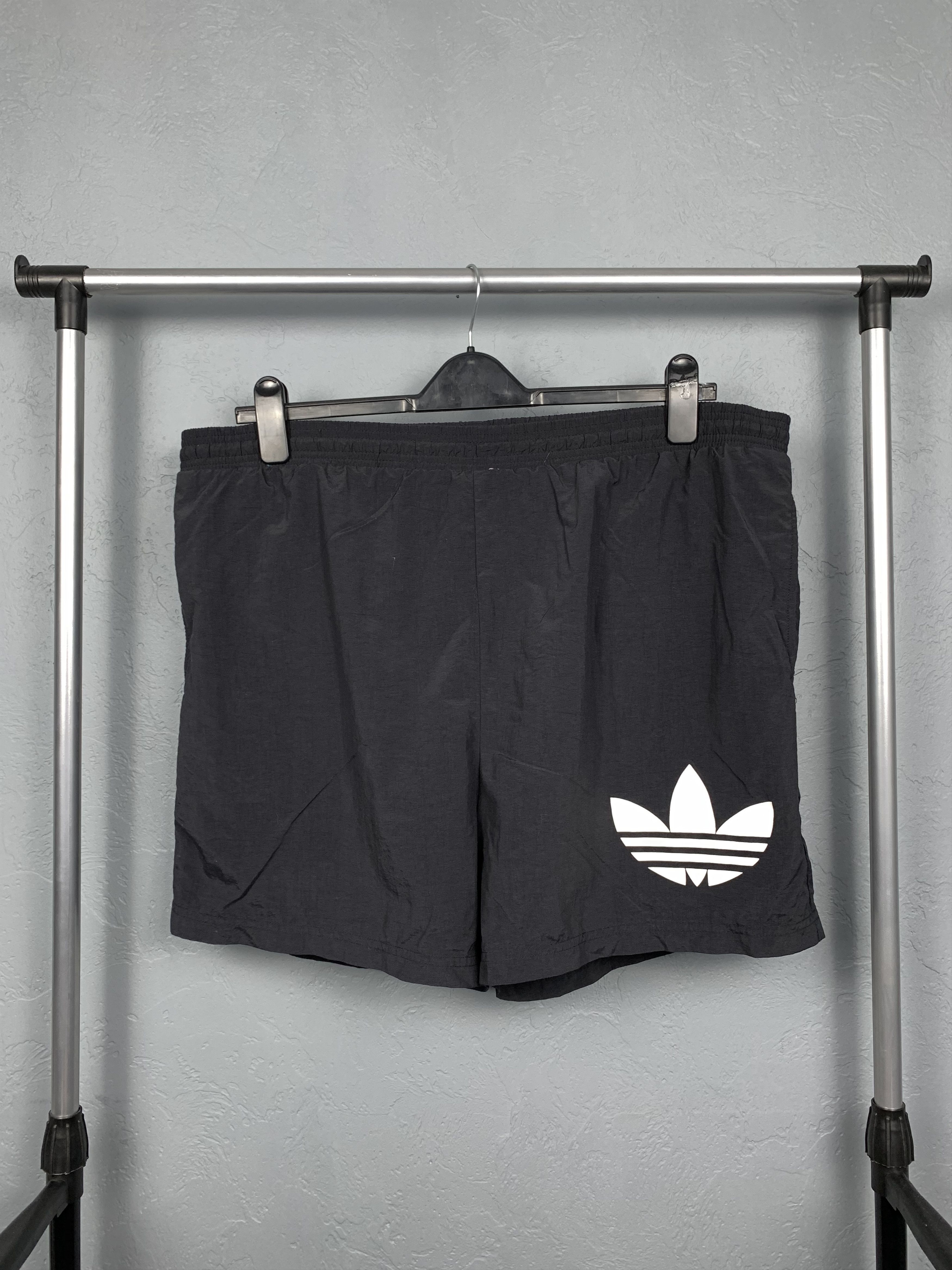 Adidas × Vintage Vintage Adidas Mens Nylon Shorts Size US 36 / EU 52 - 1 Thumbnail