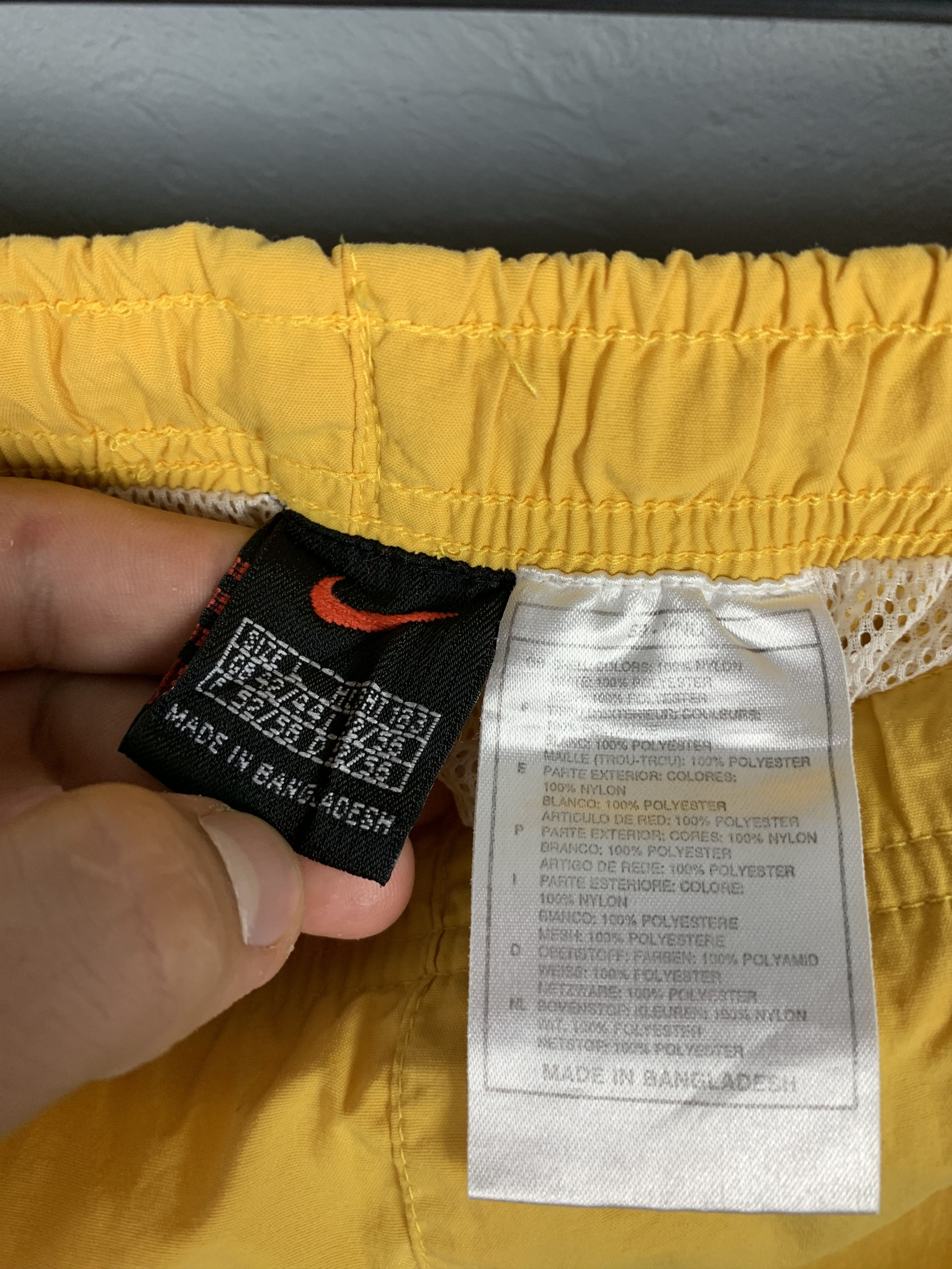 Nike × Vintage Nike 90s Vintage Mens Nylon Shorts Big Logo Swoosh Size US 34 / EU 50 - 3 Thumbnail