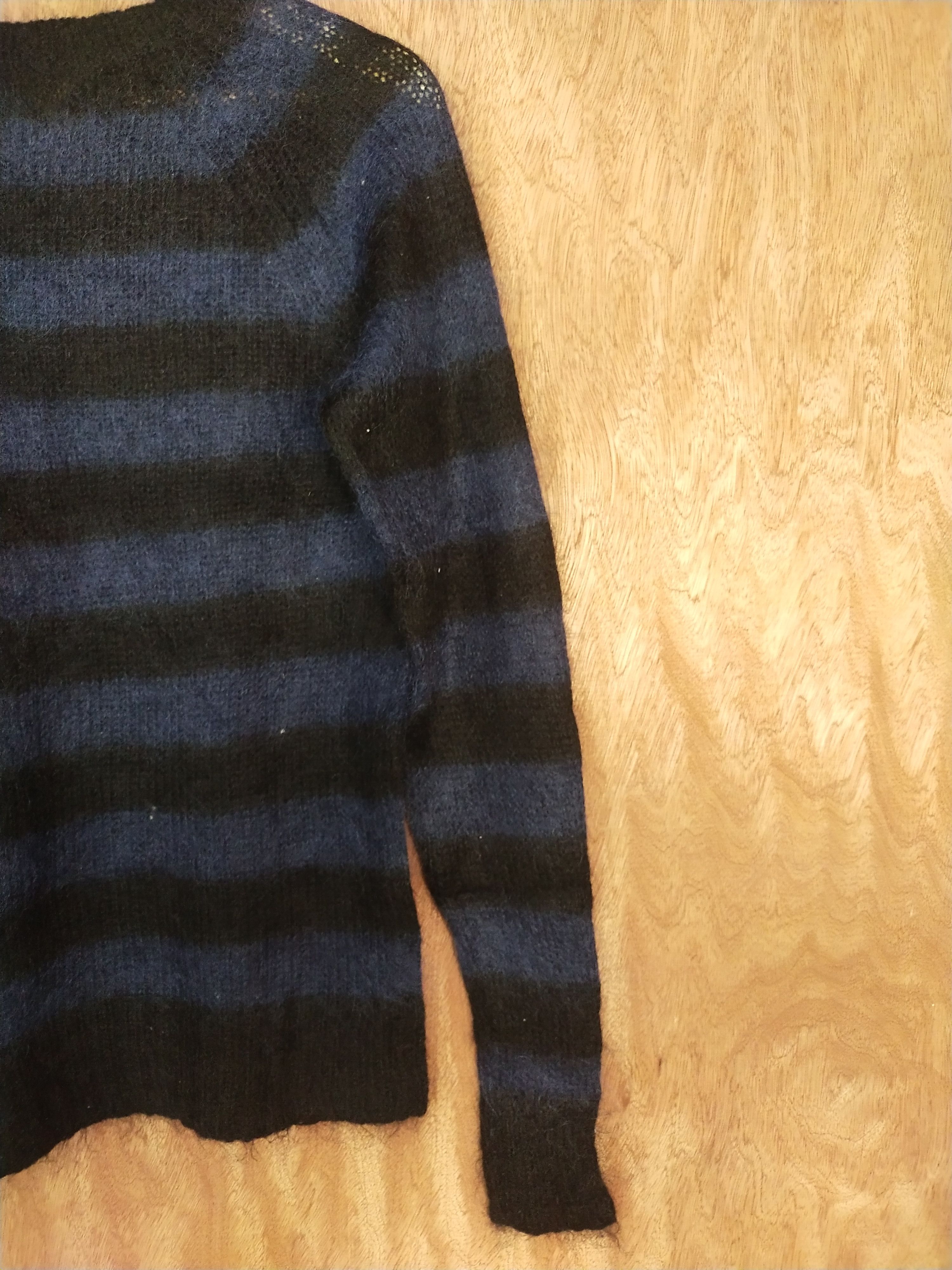 Vintage Uniqlo black/blue crochet mohair japan stripe knitwear #S045 Size US S / EU 44-46 / 1 - 12 Thumbnail