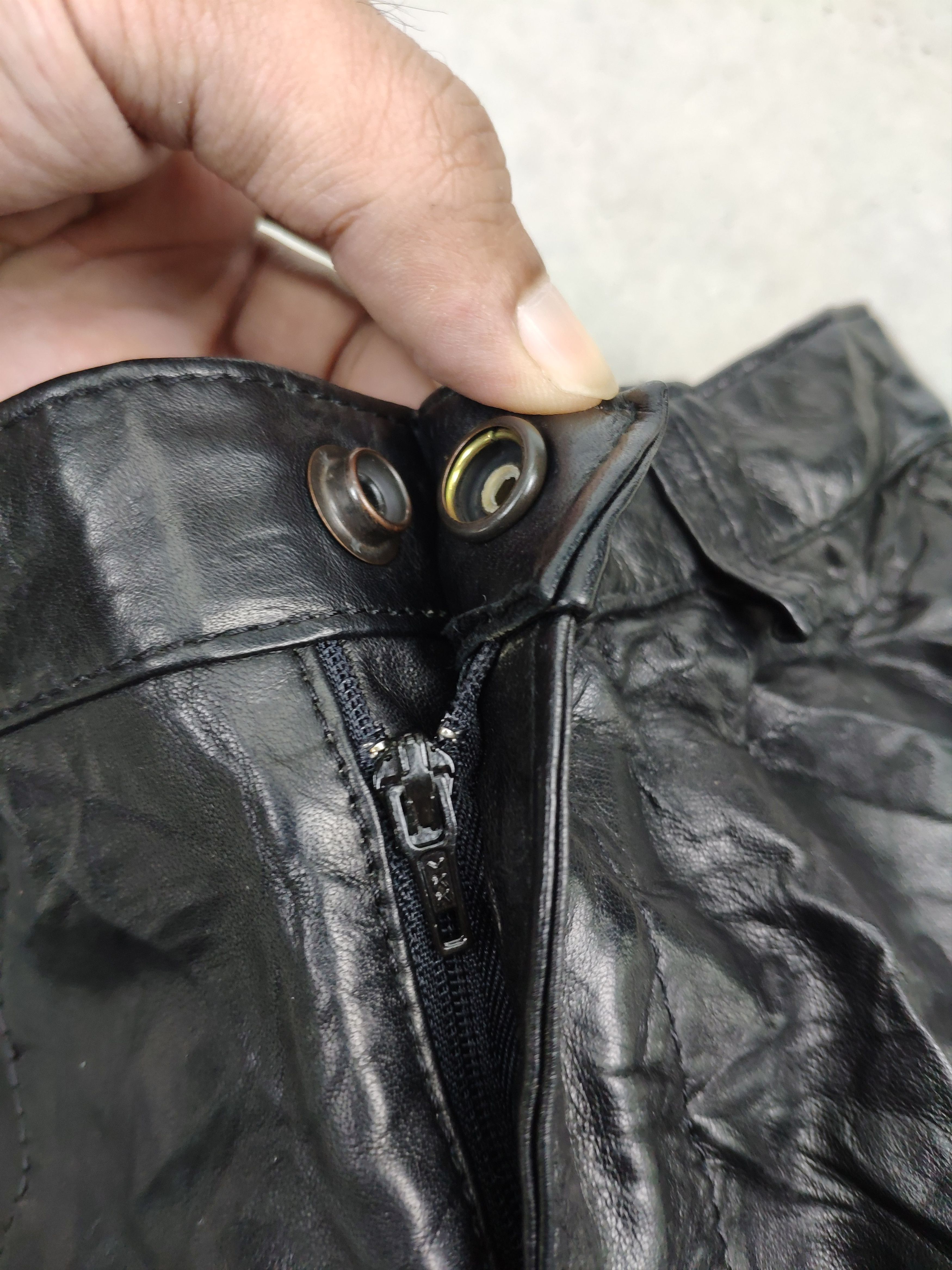 Genuine Leather × Seditionaries × Vintage Vintage Leather Pants Black Japanese Brand Size 22" - 7 Thumbnail