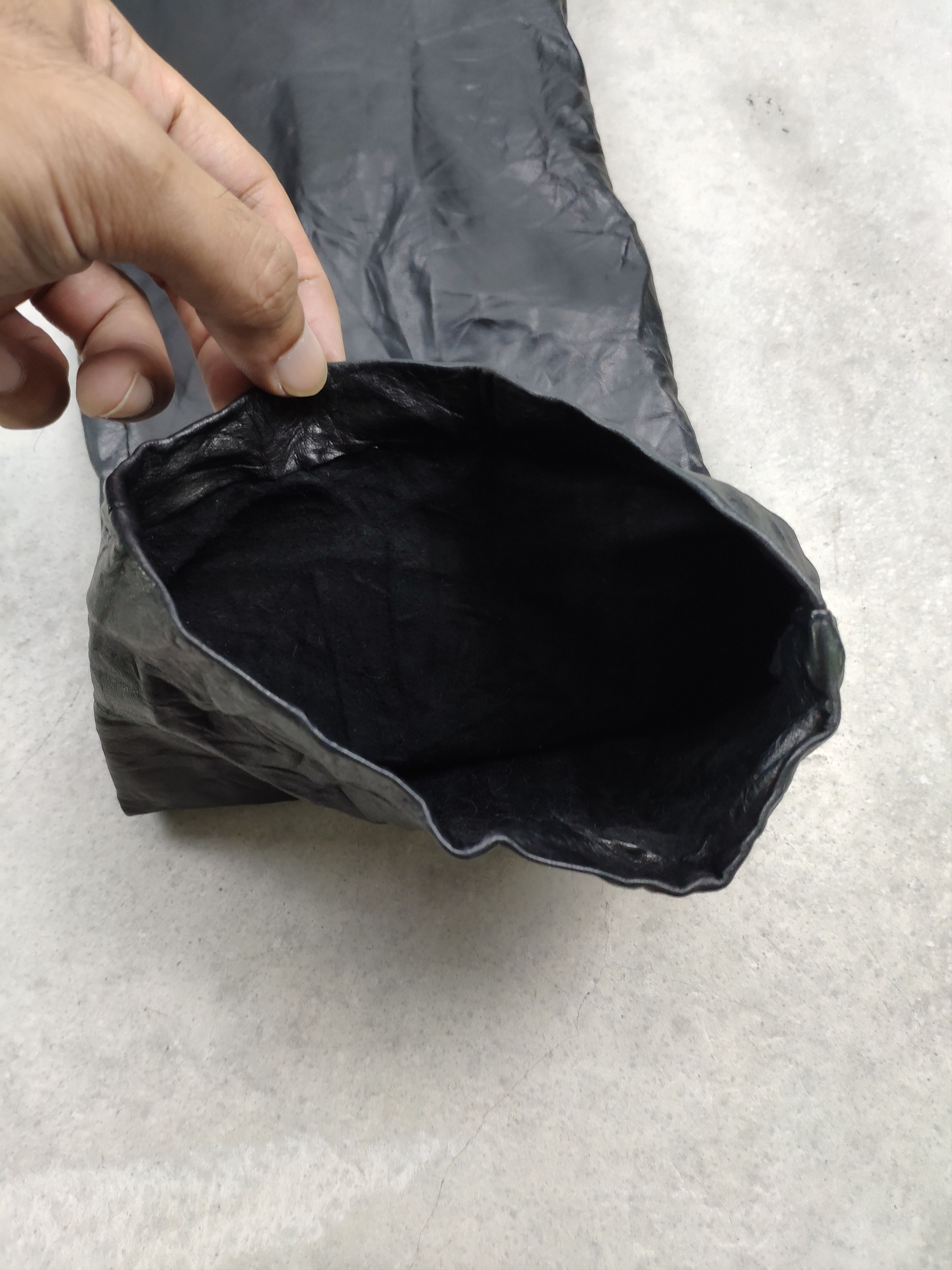 Genuine Leather × Seditionaries × Vintage Vintage Leather Pants Black Japanese Brand Size 22" - 5 Thumbnail