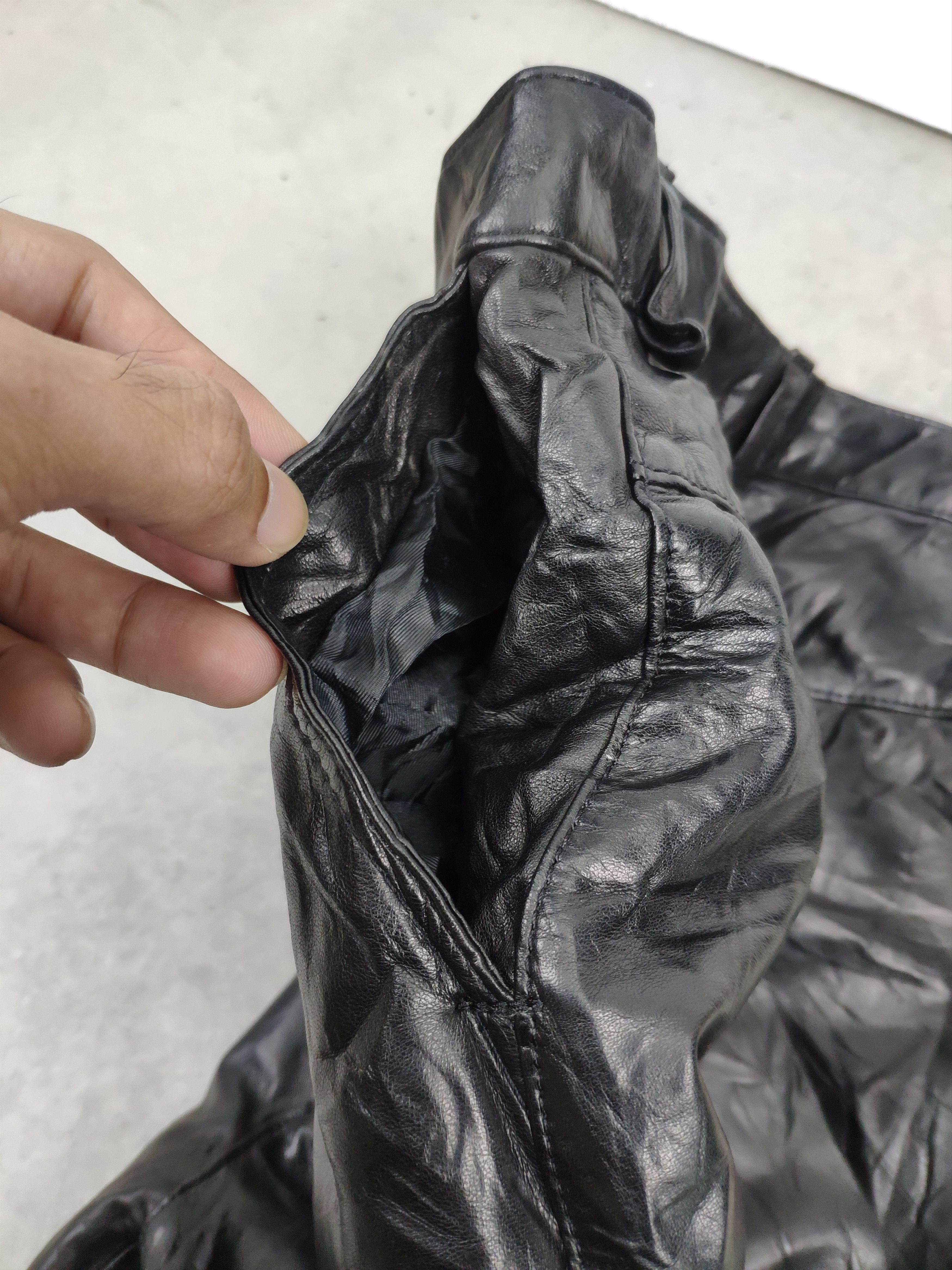 Genuine Leather × Seditionaries × Vintage Vintage Leather Pants Black Japanese Brand Size 22" - 10 Thumbnail