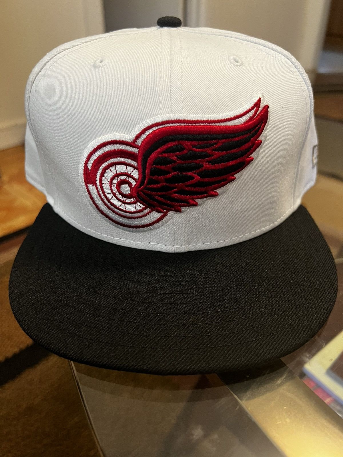 New Era 7 3/8 New Era Detroit Red Wings Fitted Hat Size ONE SIZE - 1 Thumbnail