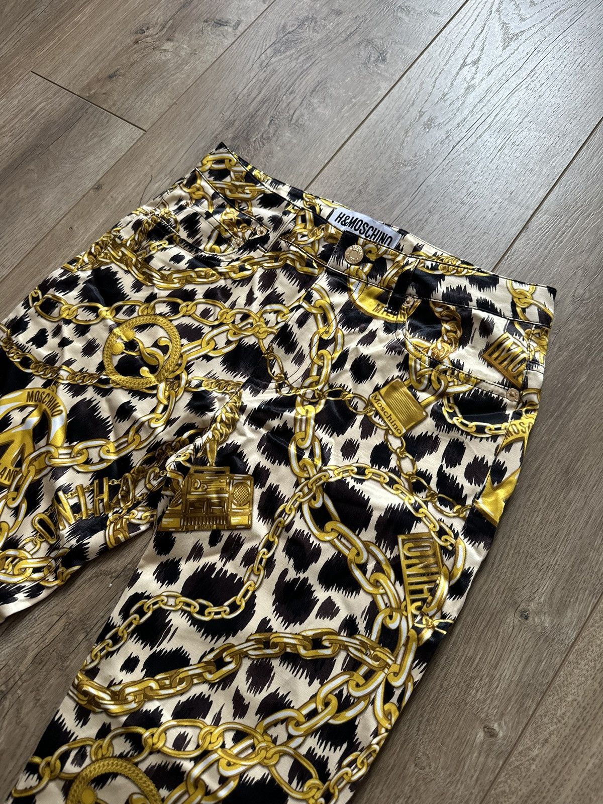 【送料&関税込】Moschino Patterned Pants H&M × Italian Designers × Moschino MOSCHINO X H&M GOLD CHAIN