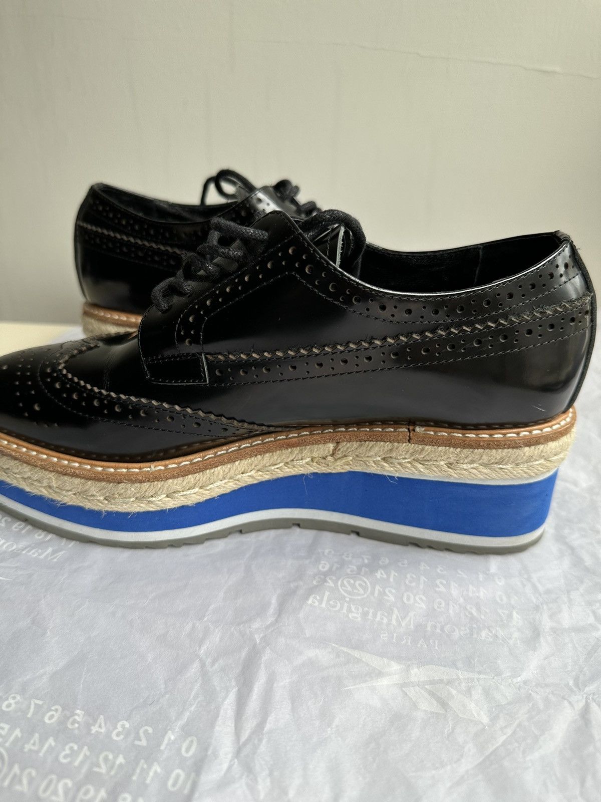 Prada 900$ Prada Perforated Wingtip Derby shoes white blue stripe Size US 7.5 / IT 37.5 - 6 Thumbnail