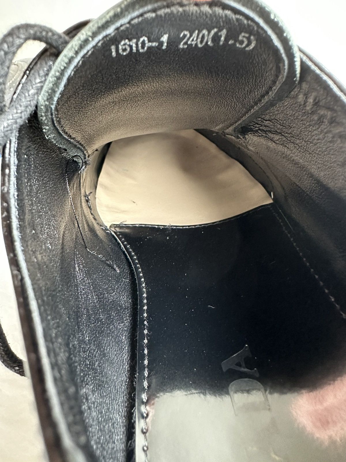 Prada 900$ Prada Perforated Wingtip Derby shoes white blue stripe Size US 7.5 / IT 37.5 - 9 Thumbnail