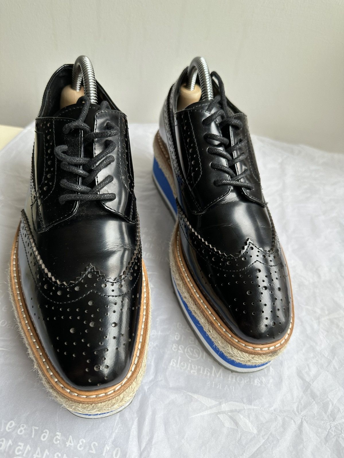 Prada 900$ Prada Perforated Wingtip Derby shoes white blue stripe Size US 7.5 / IT 37.5 - 3 Thumbnail