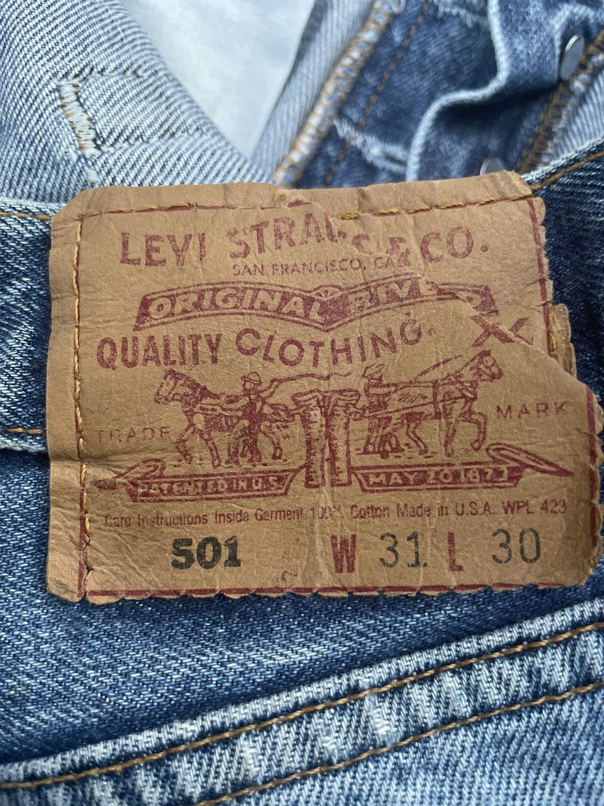 Levi's Vintage Levi’s 501 2000 Usa Aging Faded Wash Size US 31 - 10 Thumbnail