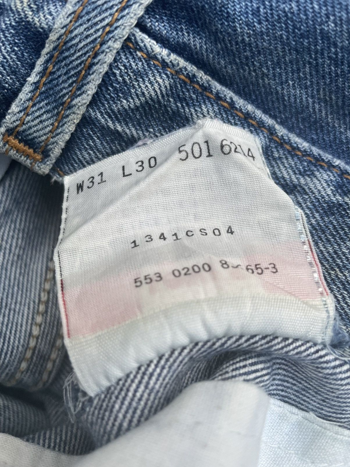 Levi's Vintage Levi’s 501 2000 Usa Aging Faded Wash Size US 31 - 12 Thumbnail