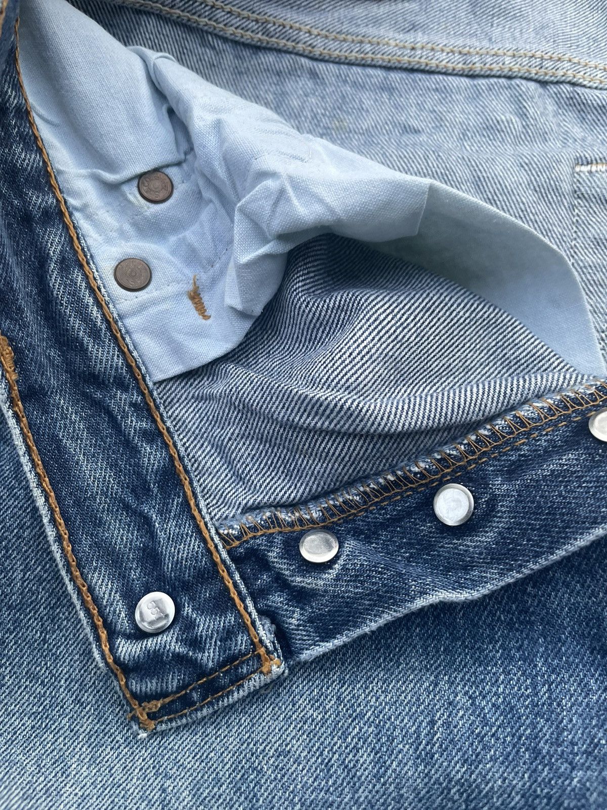Levi's Vintage Levi’s 501 2000 Usa Aging Faded Wash Size US 31 - 15 Thumbnail