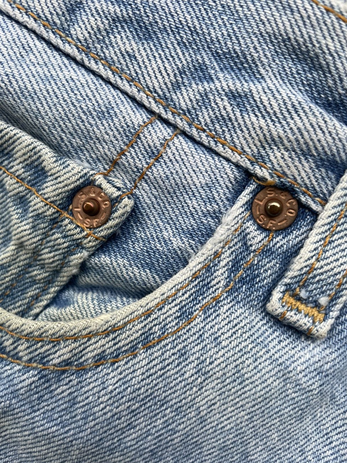 Levi's Levi’s 501 e 2001 Usa Aging Faded Wash Size US 37 - 18 Thumbnail