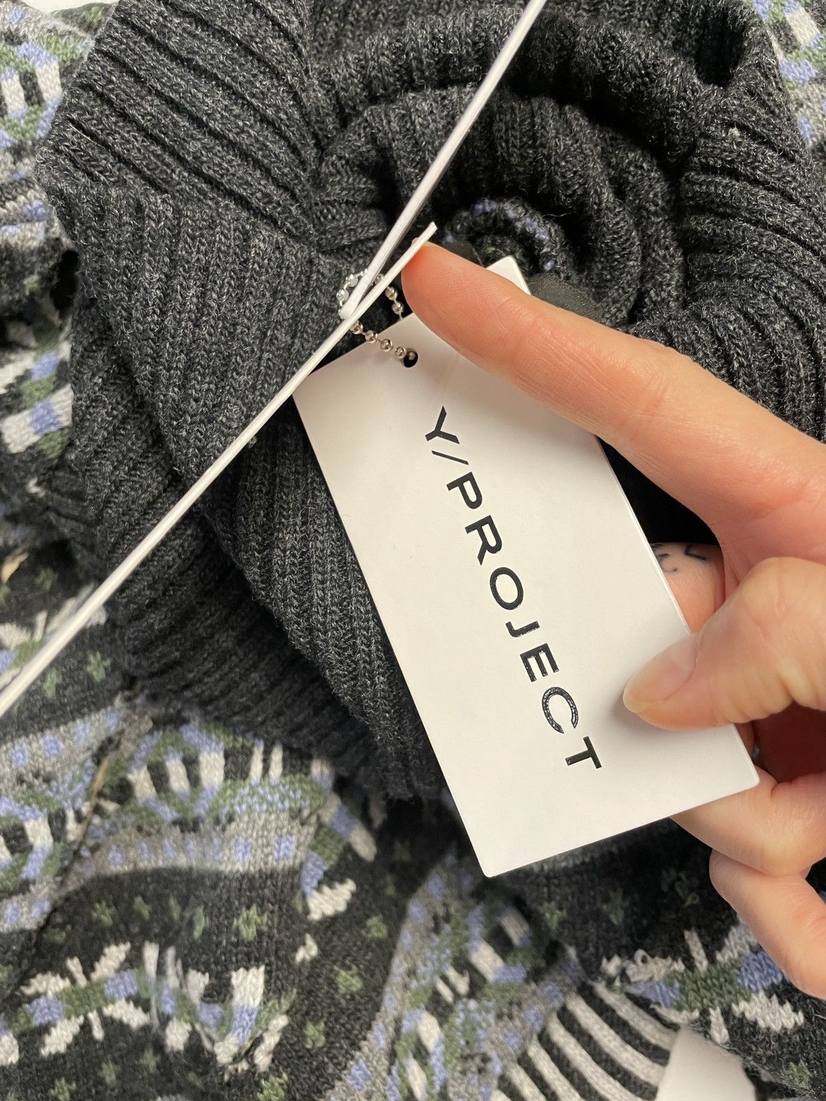 Y/Project AW19 Y/PROJECT SLASHED KNIT TURTLENECK SWEATER Size XS / US 0-2 / IT 36-38 - 8 Thumbnail
