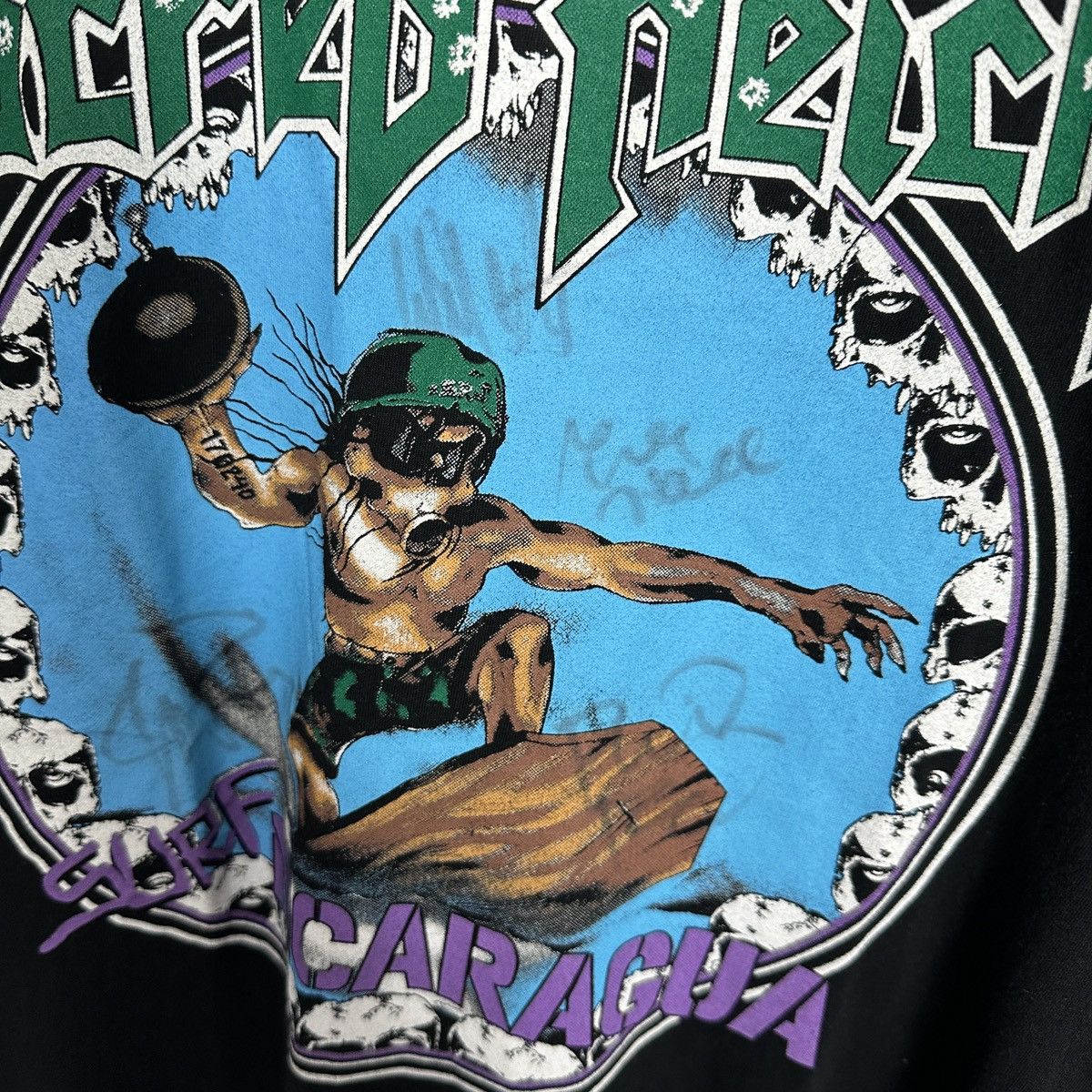 Band Tees Vintage 80s Sacred Reich Surf Nicaragua tee Signed Autograph Size US M / EU 48-50 / 2 - 2 Thumbnail