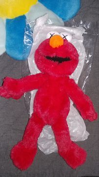 Kaws Elmo Plush – Strictly Sokudo