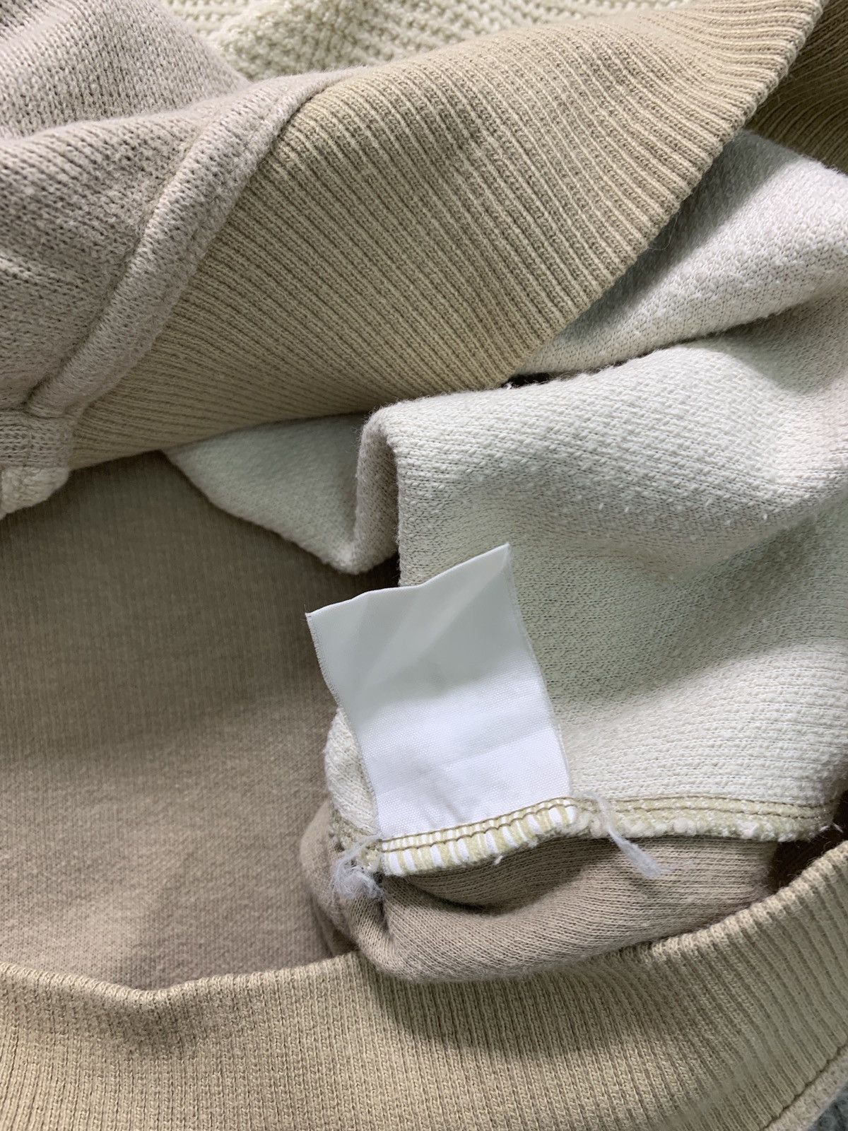 Valentino × Vintage Vintage Cloudio Valentino Crewneck Embroidered Sweatshirt Size US L / EU 52-54 / 3 - 10 Thumbnail
