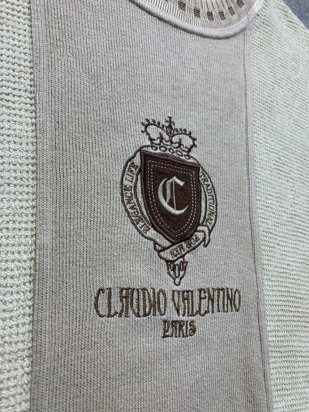 Valentino × Vintage Vintage Cloudio Valentino Crewneck Embroidered Sweatshirt Size US L / EU 52-54 / 3 - 5 Thumbnail