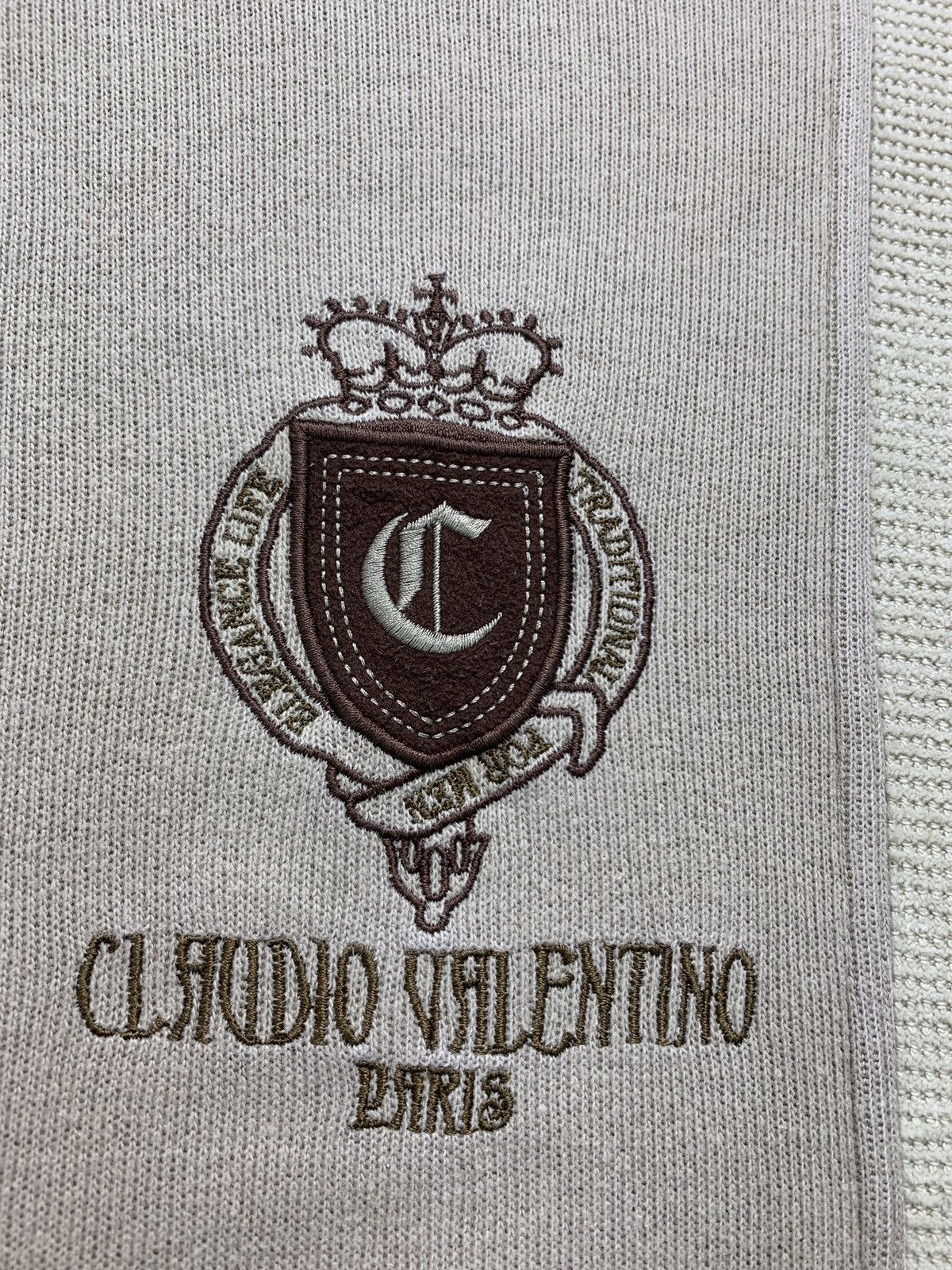 Valentino × Vintage Vintage Cloudio Valentino Crewneck Embroidered Sweatshirt Size US L / EU 52-54 / 3 - 4 Thumbnail
