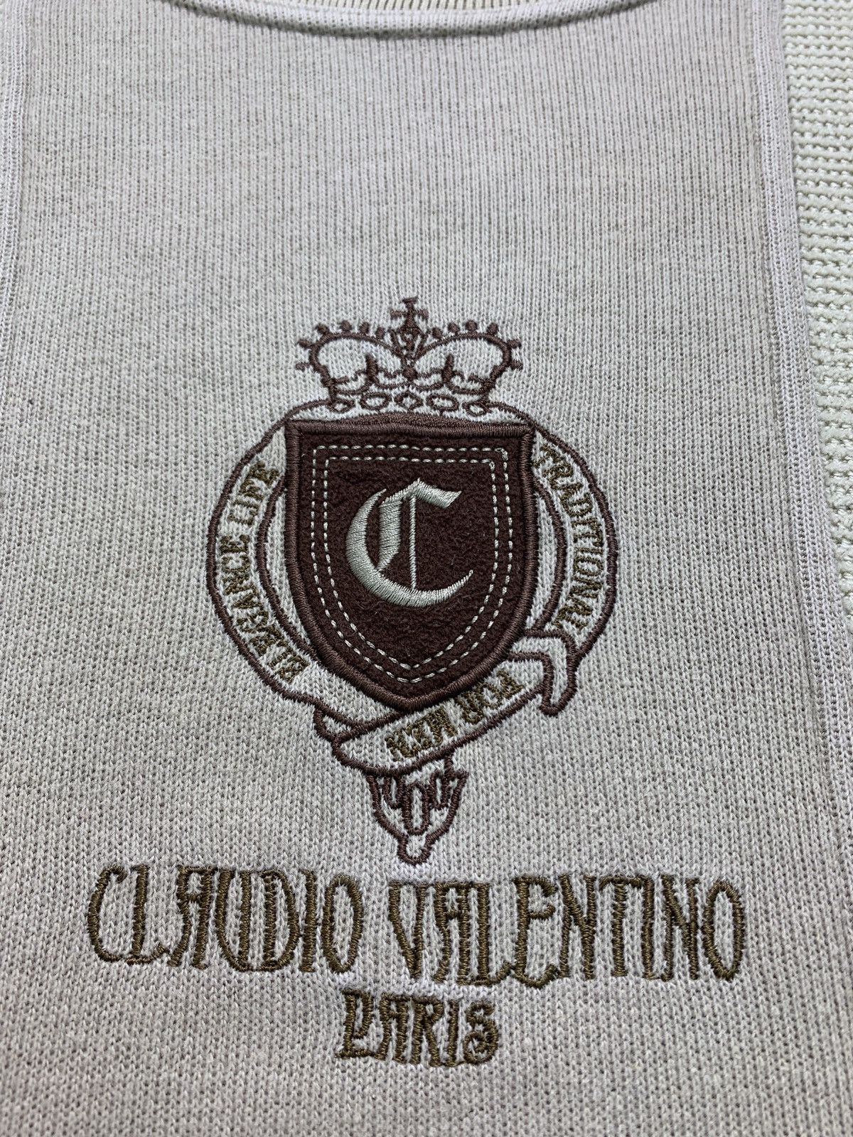 Valentino × Vintage Vintage Cloudio Valentino Crewneck Embroidered Sweatshirt Size US L / EU 52-54 / 3 - 9 Thumbnail