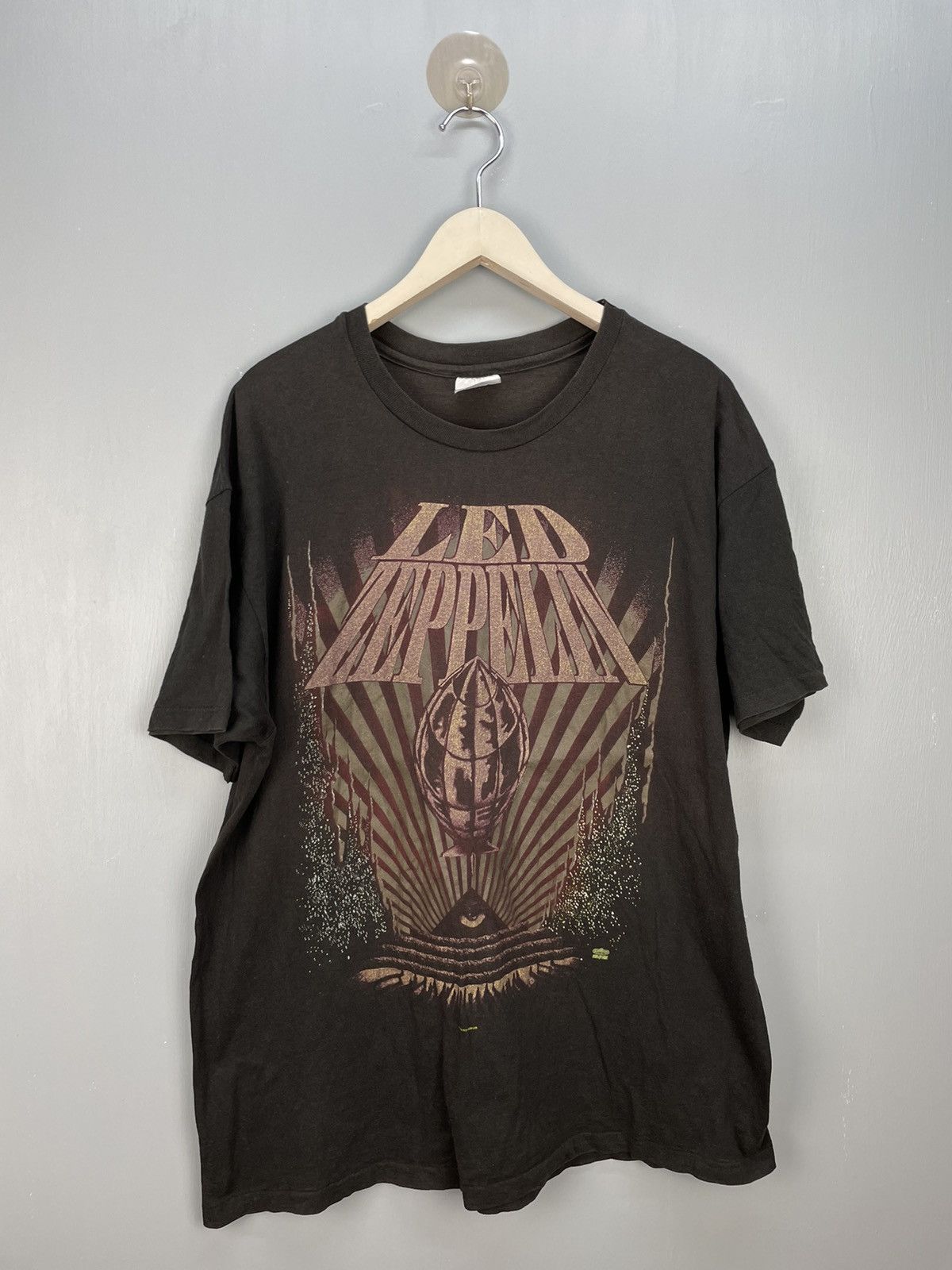 Band Tees Vintage 90s Led Zeppelin rock band tour t shirt Size US XL / EU 56 / 4 - 1 Thumbnail