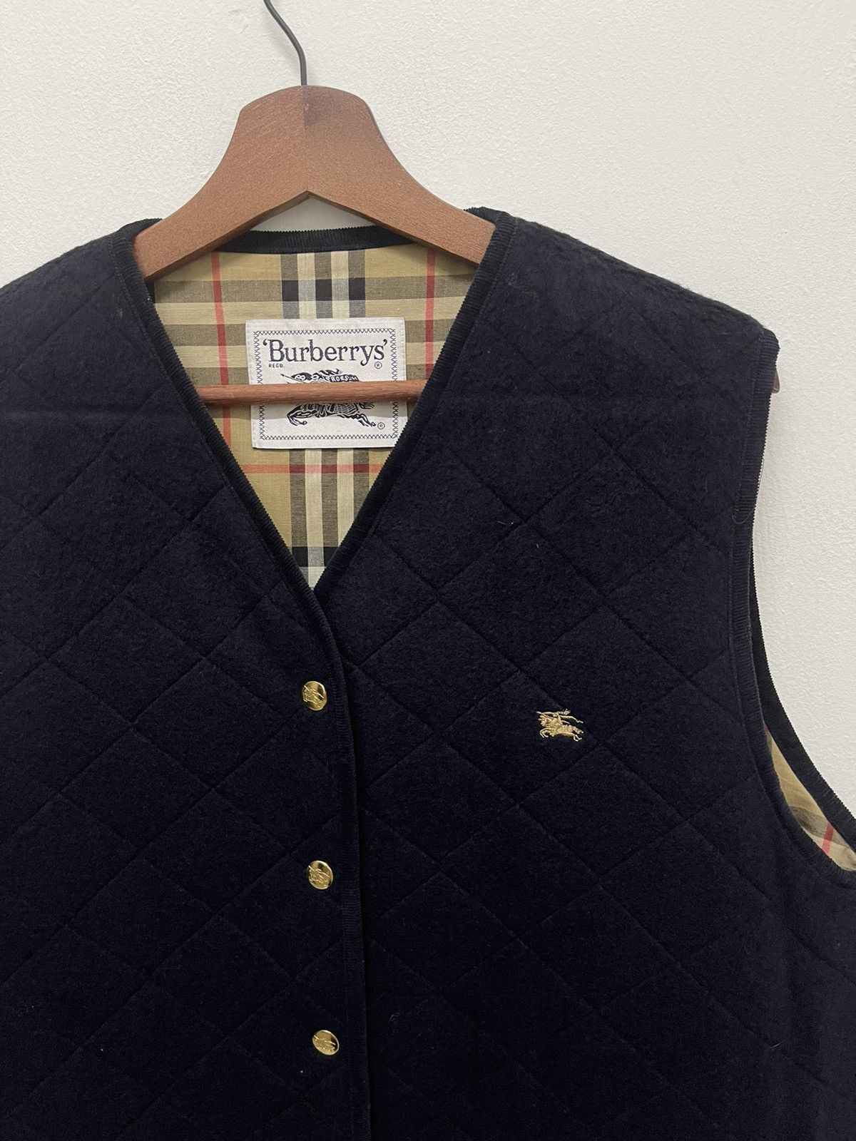 Burberry Prorsum Vintage BURBERRYS NOVA CHECK VEST REVERSIBLE Size US M / EU 48-50 / 2 - 4 Thumbnail