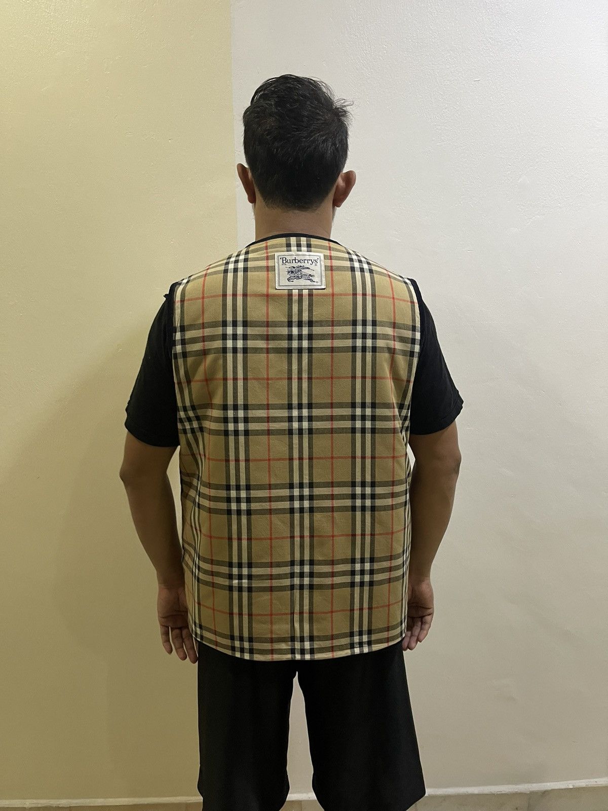 Burberry Prorsum Vintage BURBERRYS NOVA CHECK VEST REVERSIBLE Size US M / EU 48-50 / 2 - 7 Thumbnail