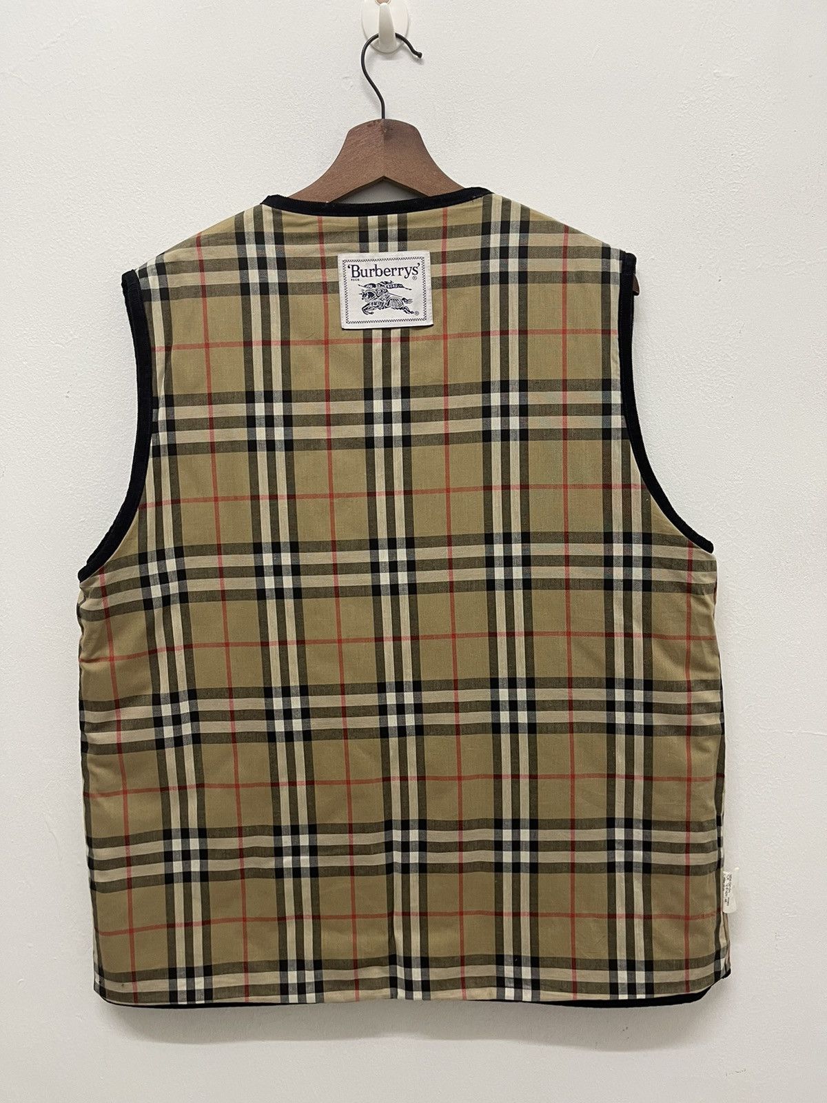 Burberry Prorsum Vintage BURBERRYS NOVA CHECK VEST REVERSIBLE Size US M / EU 48-50 / 2 - 5 Thumbnail