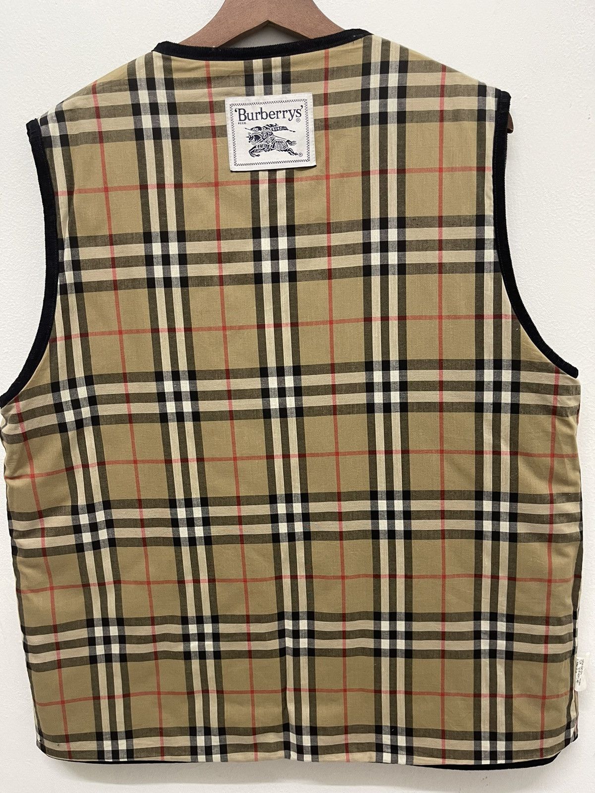 Burberry Prorsum Vintage BURBERRYS NOVA CHECK VEST REVERSIBLE Size US M / EU 48-50 / 2 - 6 Thumbnail