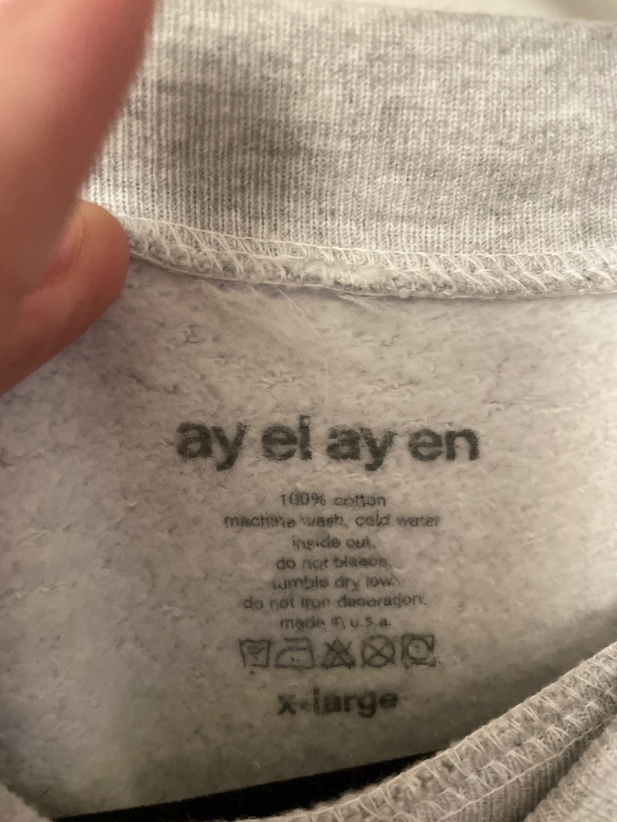 ay el ay en Ay El Ay En crewneck Size US XL / EU 56 / 4 - 3 Thumbnail