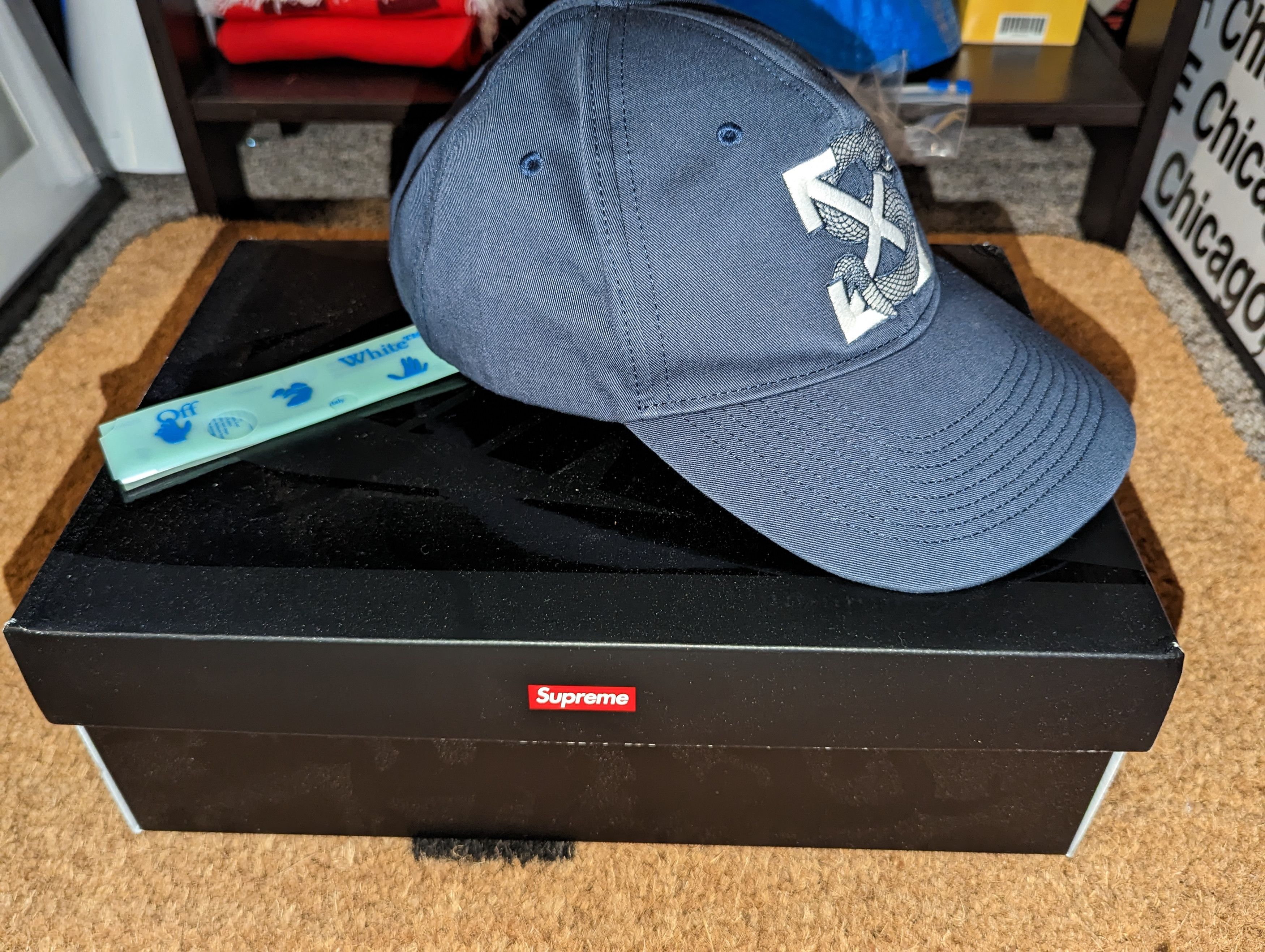 Off-White Off-White Sal Barbier Arrow Snake Embroidered Baseball Cap Size ONE SIZE - 7 Thumbnail