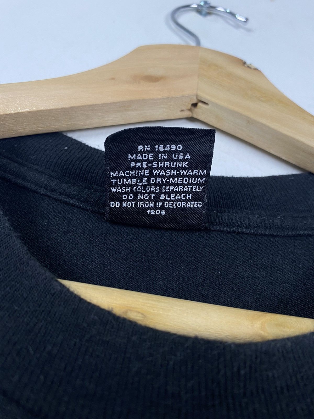 Habitat OFFER 🔥 Vintage Habitat Wolf Oregon Tshirt Tee Size US S / EU 44-46 / 1 - 6 Thumbnail
