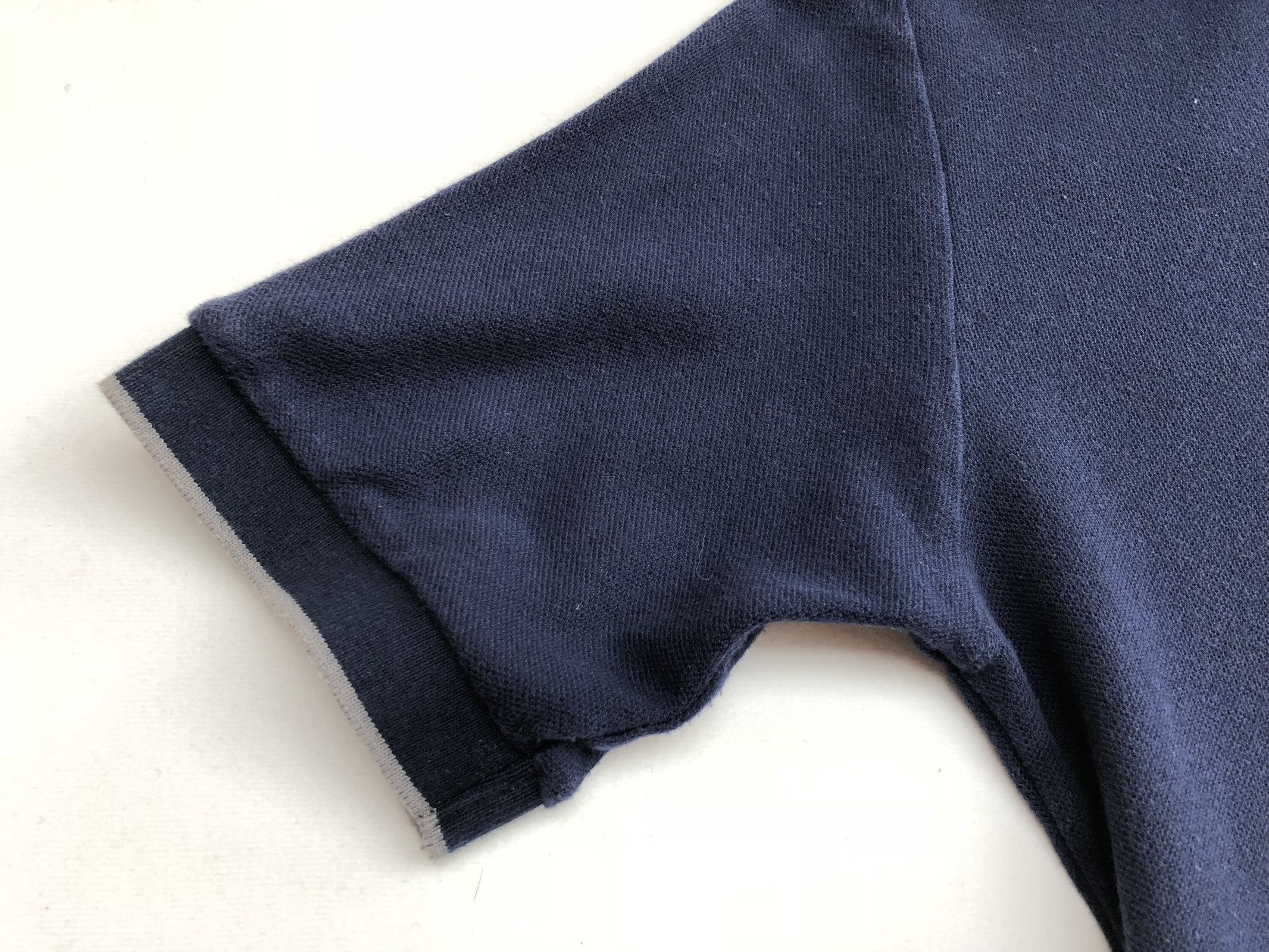 Undercover × Uniqlo UNIQLO X UNDERCOVER POLOS SIZE M Size US M / EU 48-50 / 2 - 6 Thumbnail